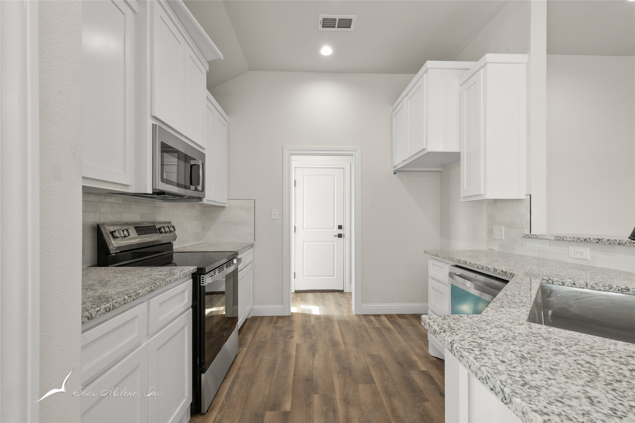 3332 Muthu Veer Drive