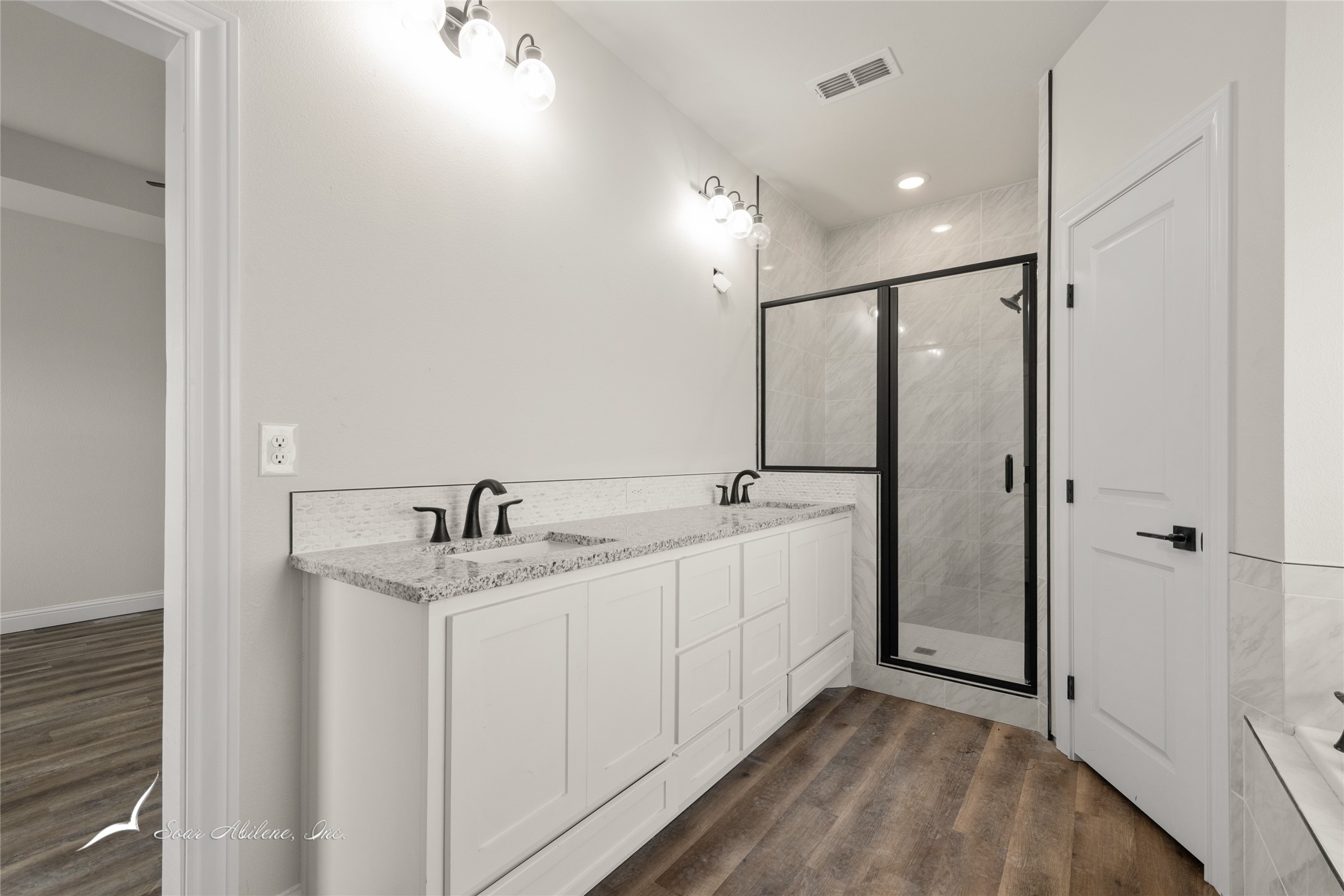 3332 Muthu Veer Drive