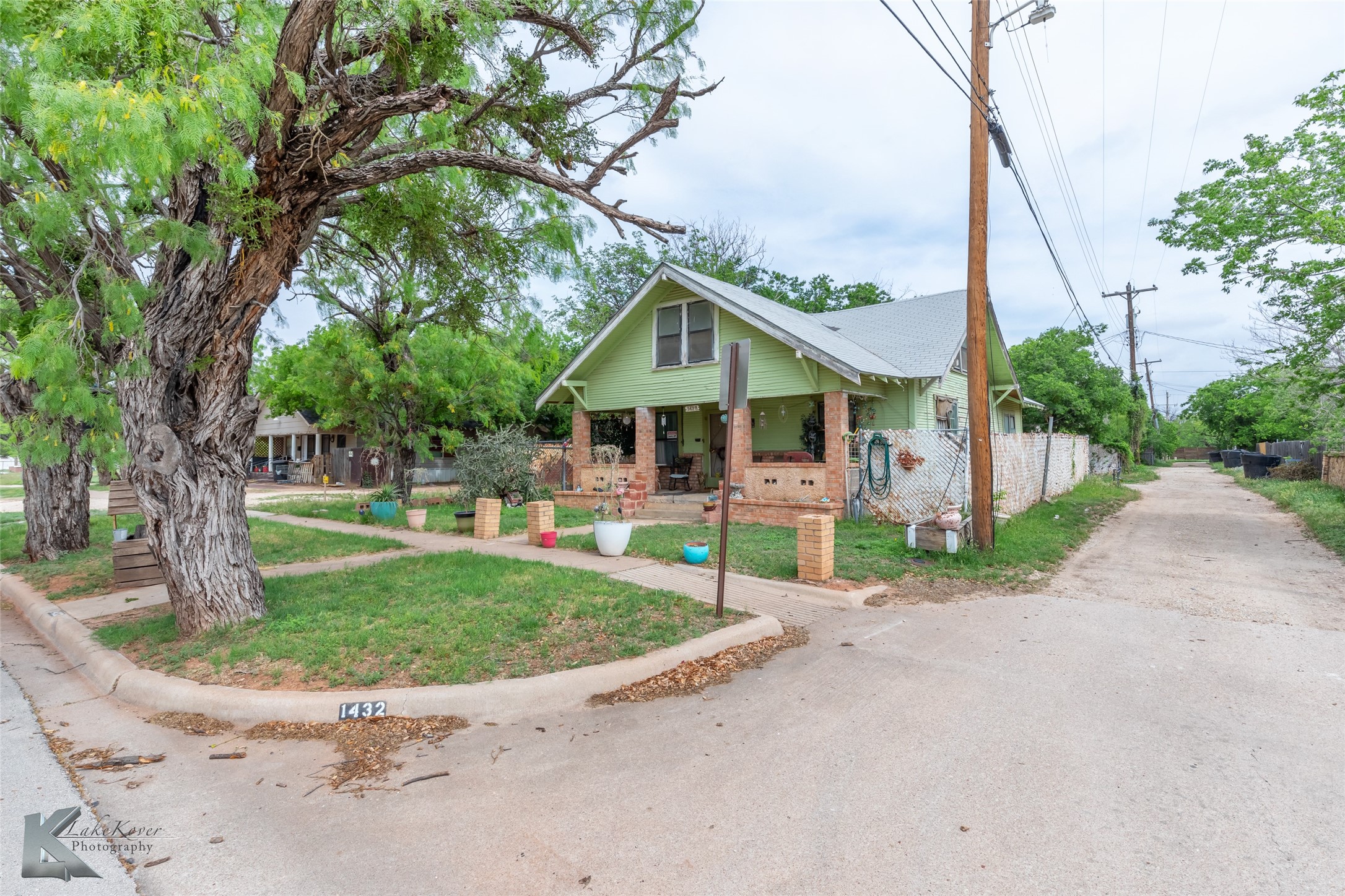 1432 N 6th Street