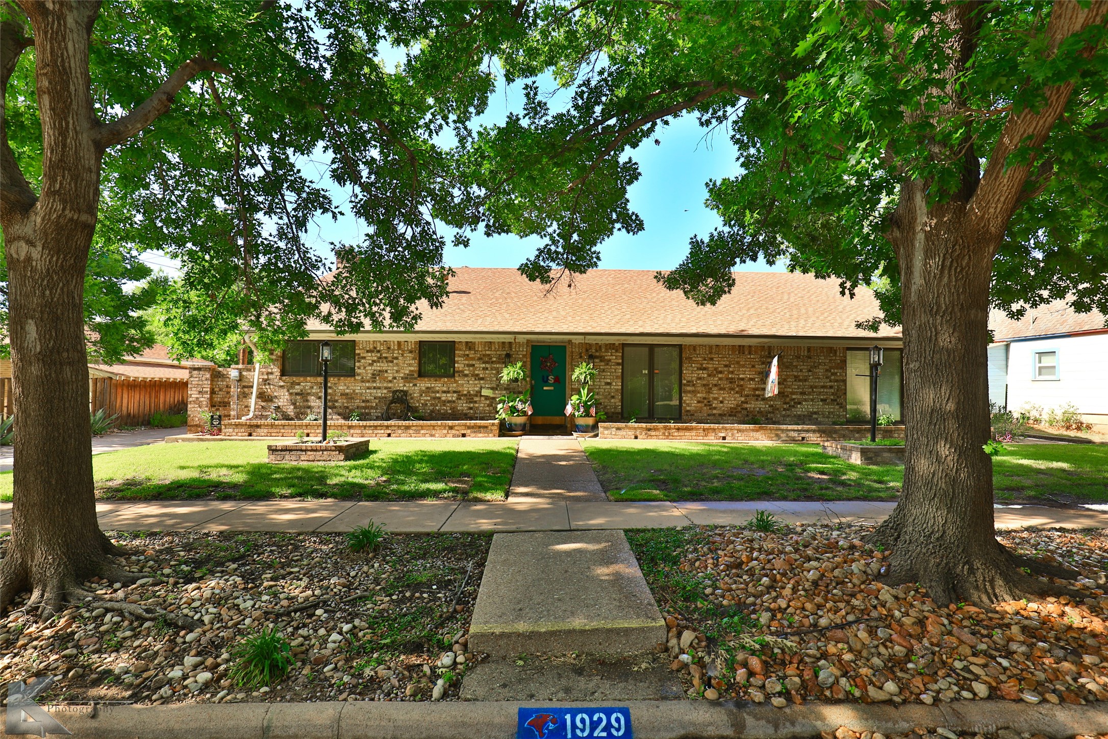 1929 S 13th Street