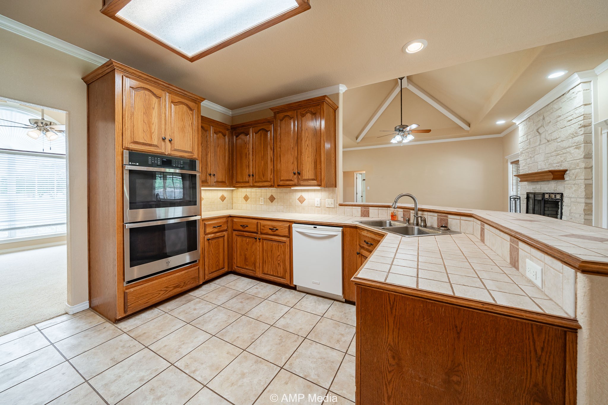 142 Quaker Rd