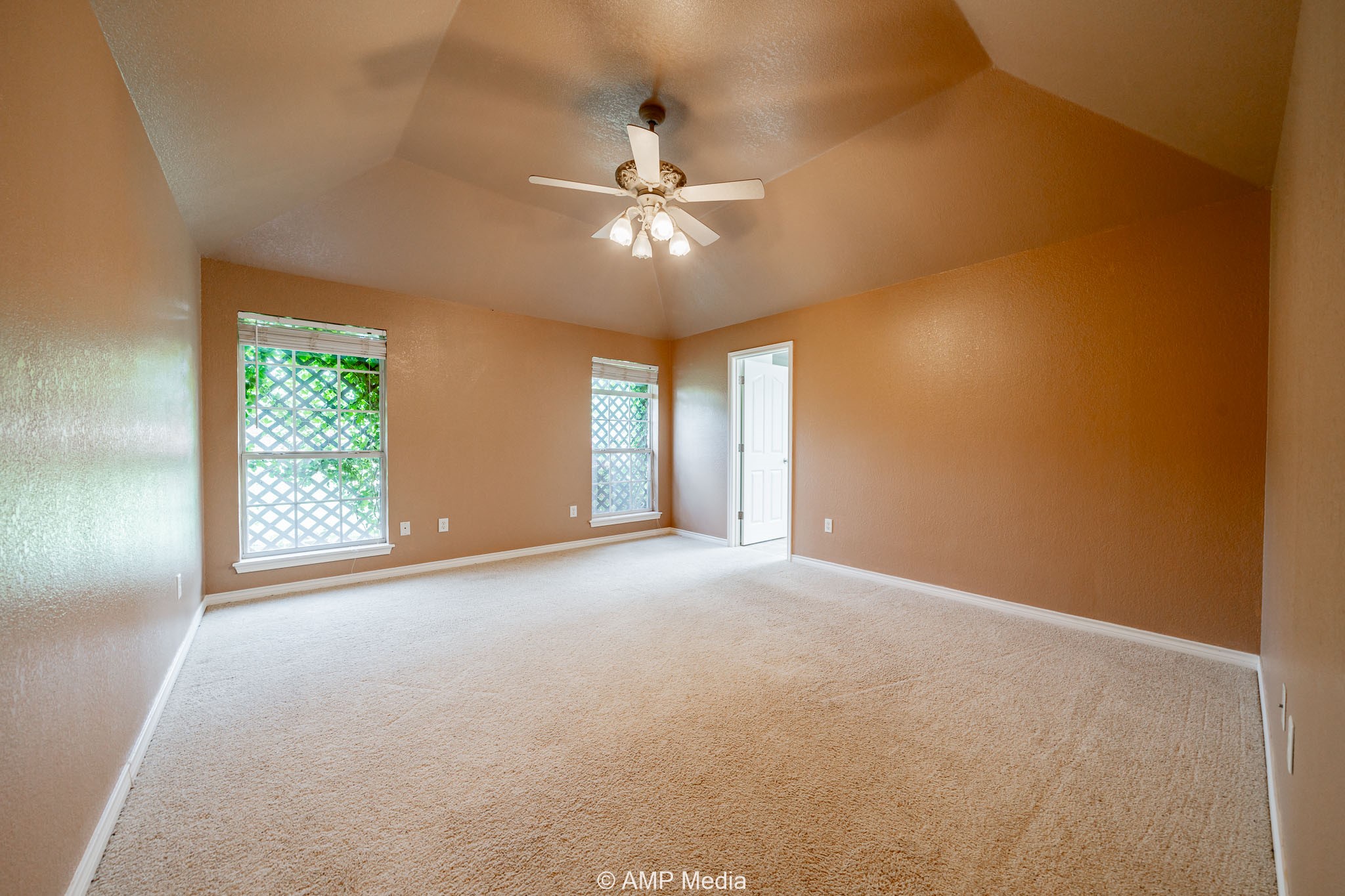 142 Quaker Rd