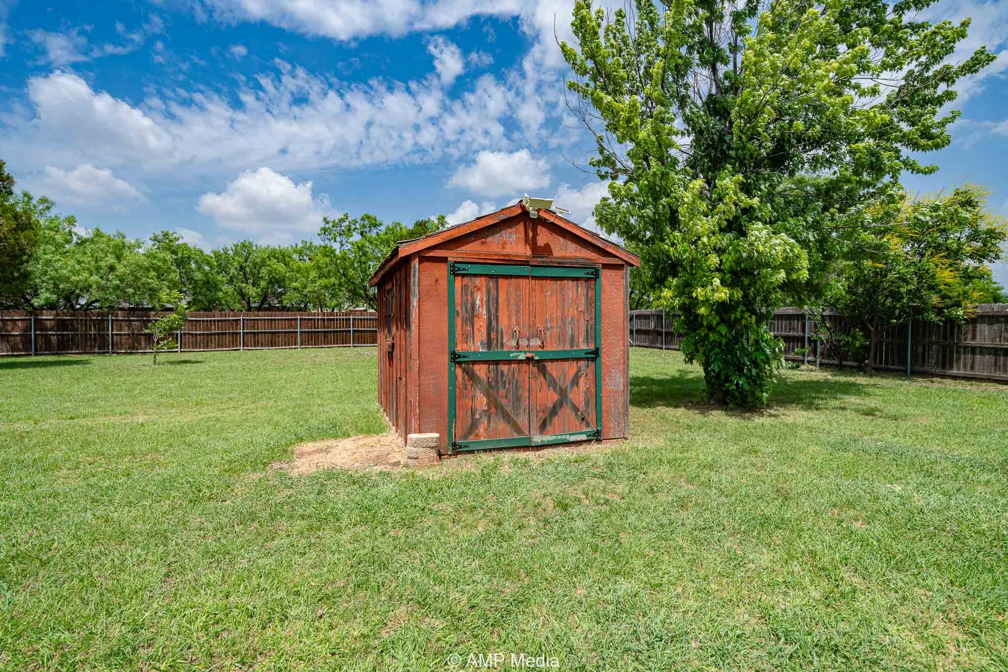 142 Quaker Rd