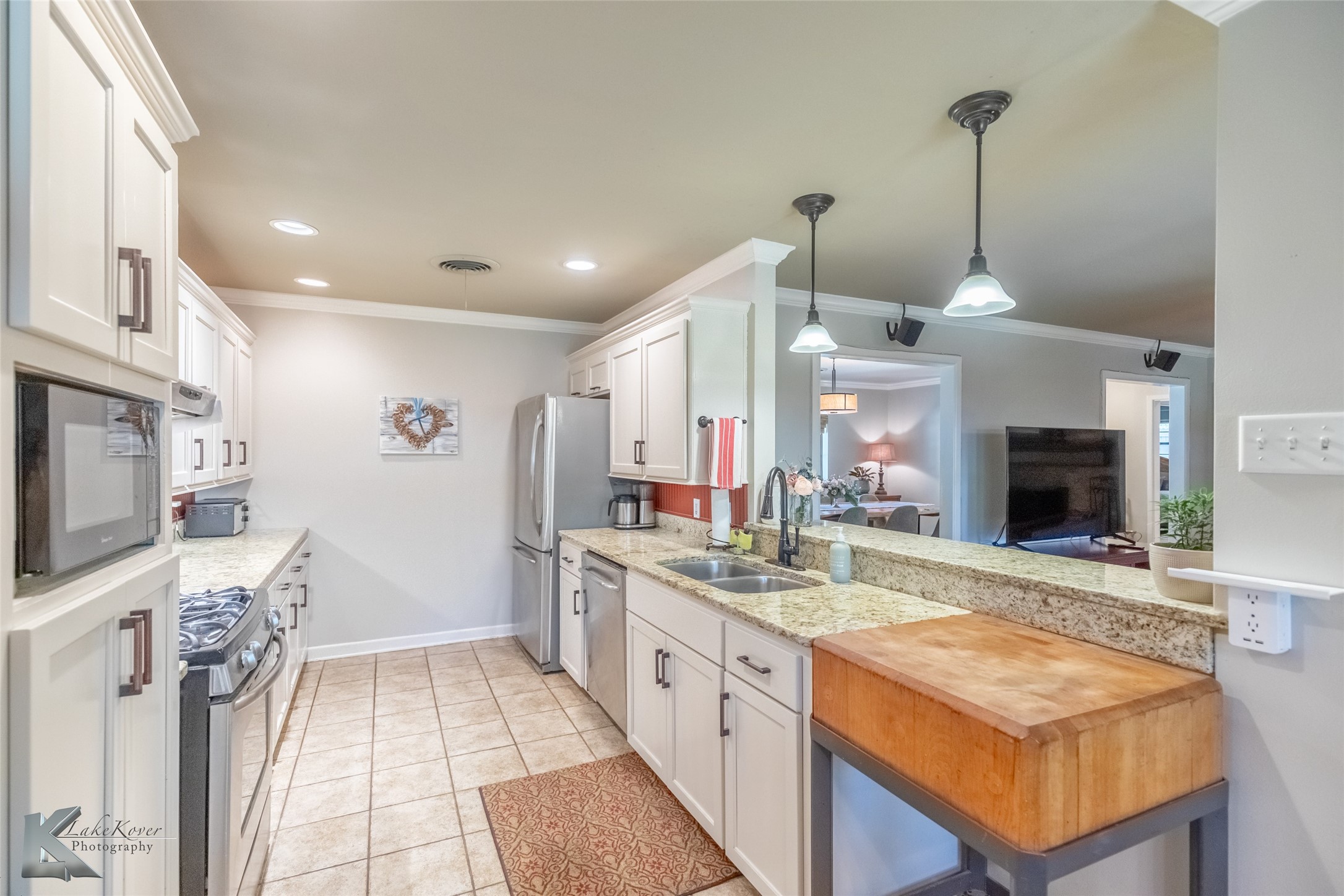 3126 Ventura Drive