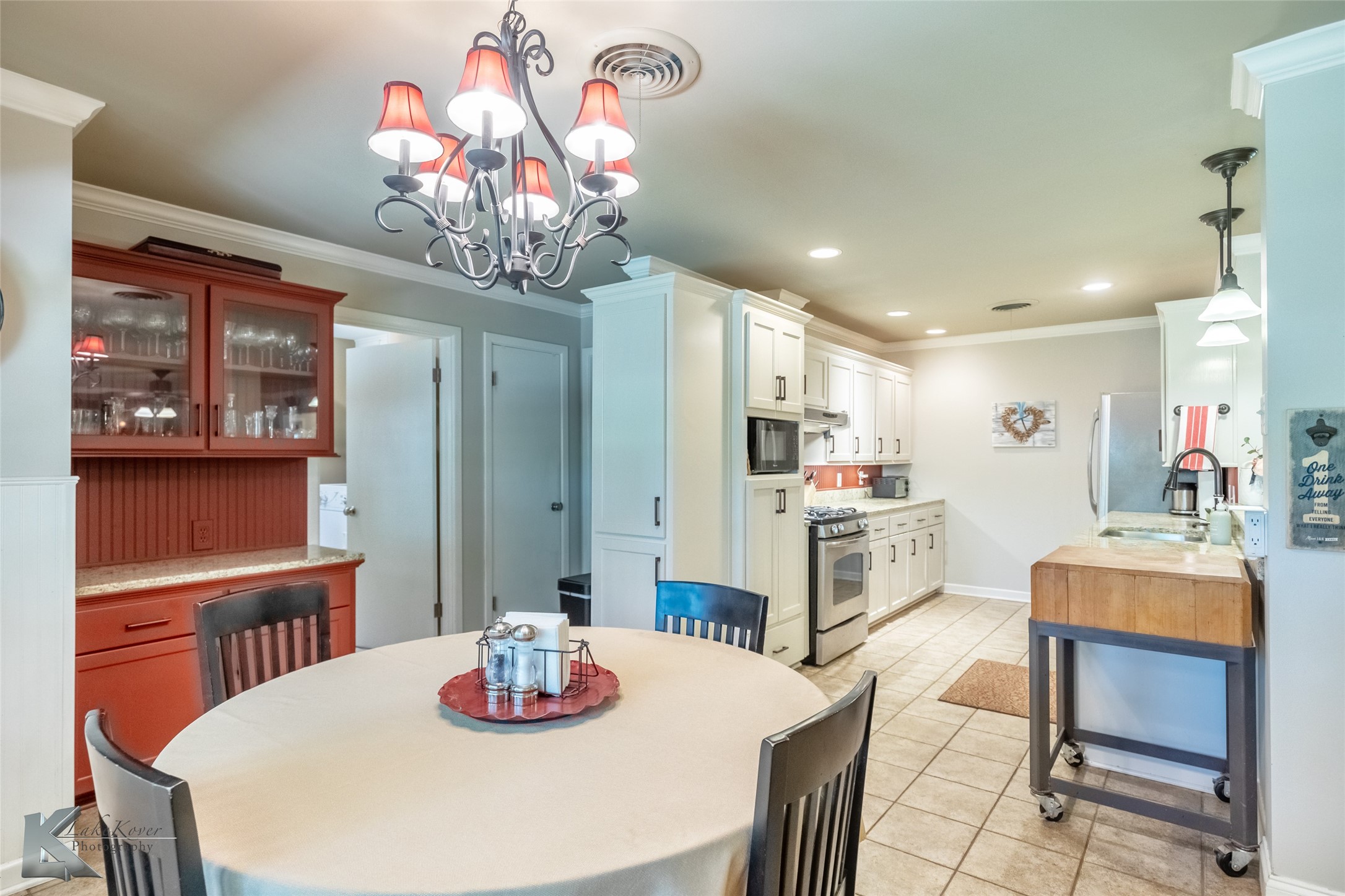 3126 Ventura Drive