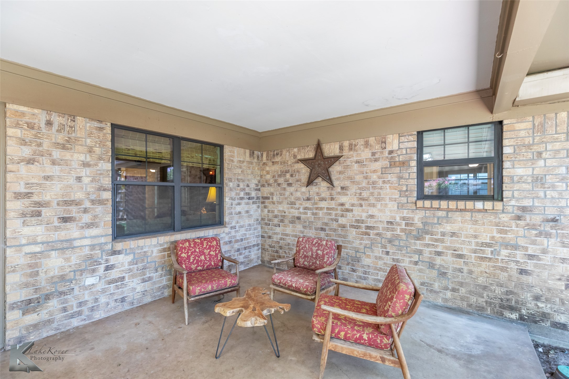 3126 Ventura Drive