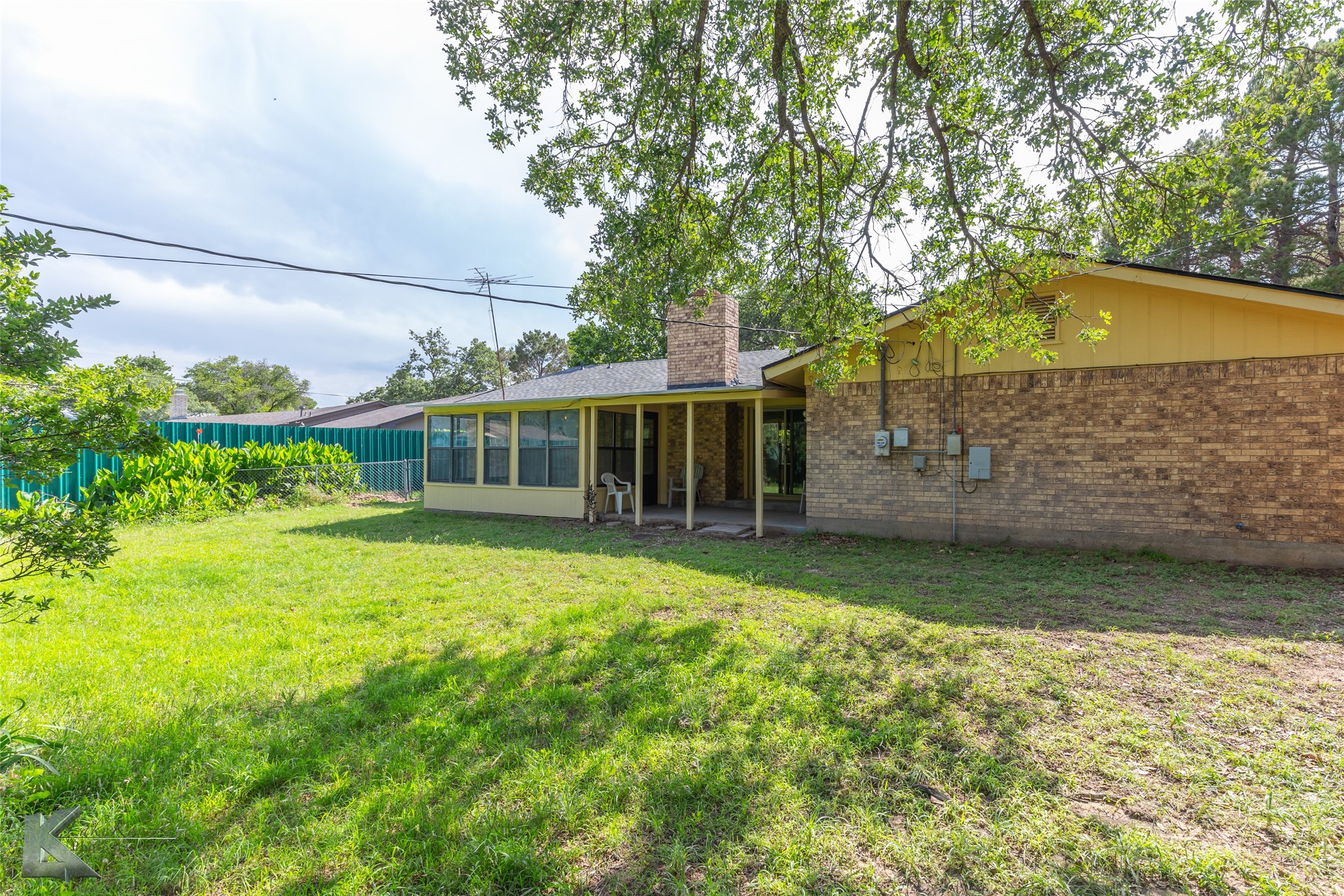 2226 Castle Drive