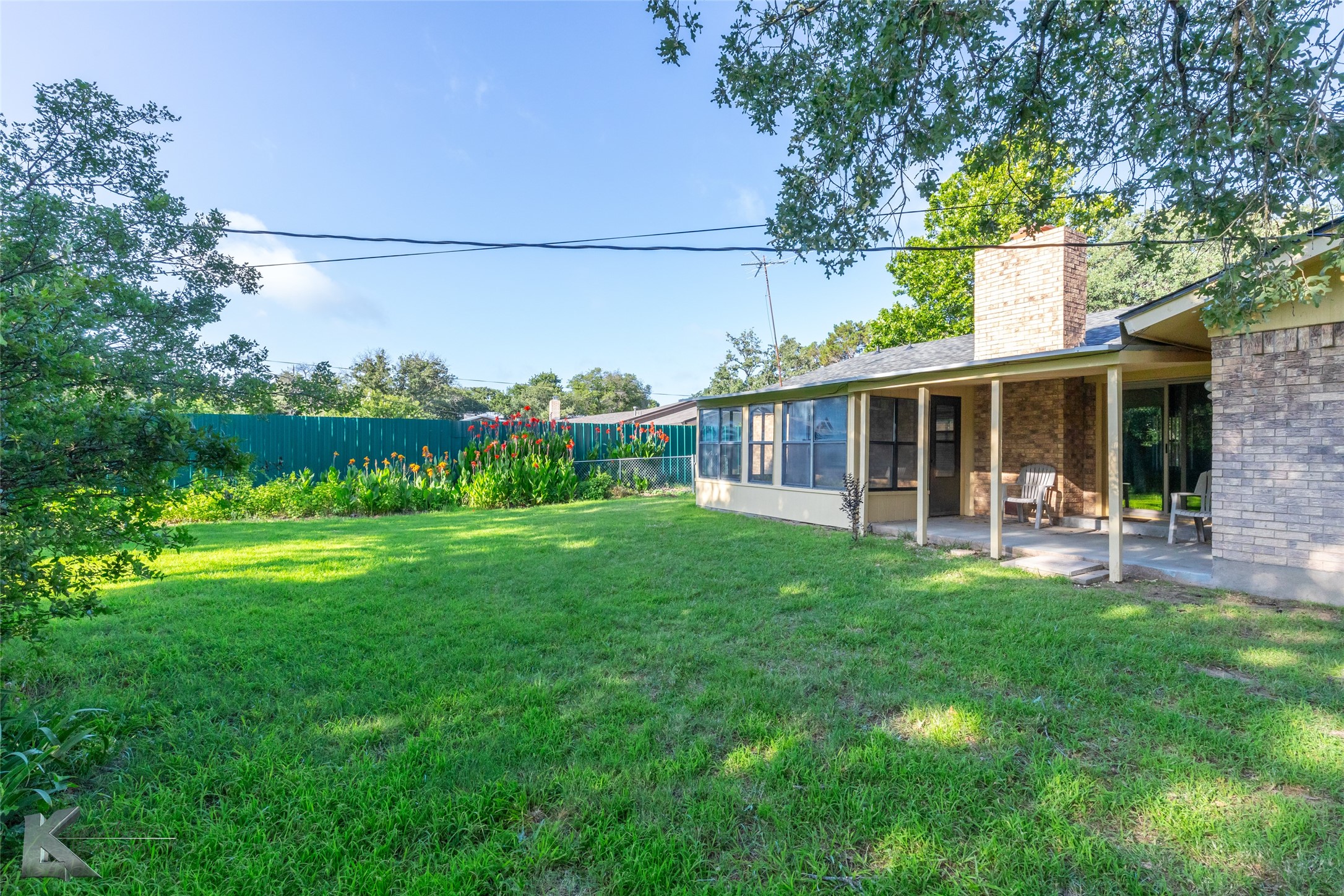 2226 Castle Drive