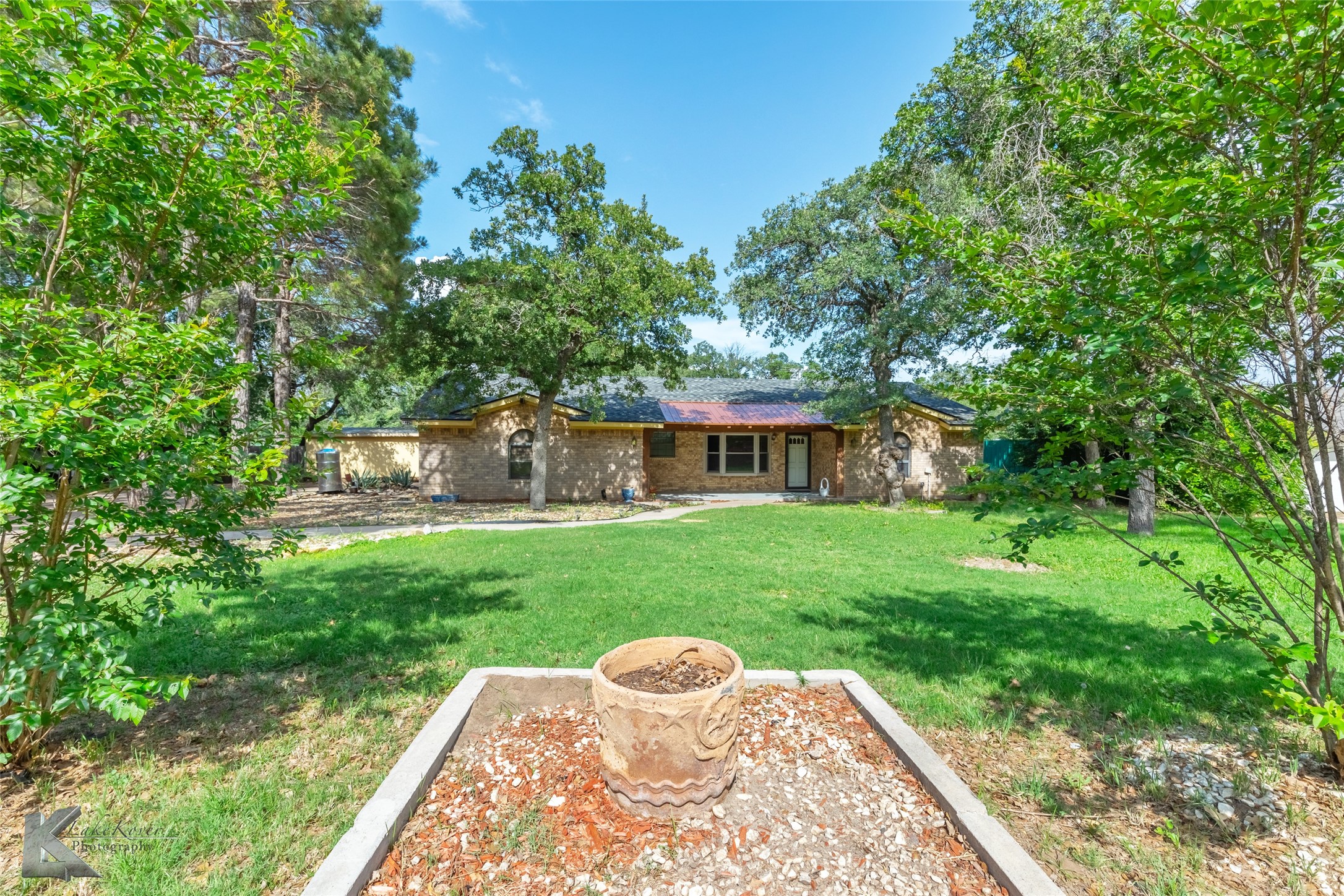 2226 Castle Drive