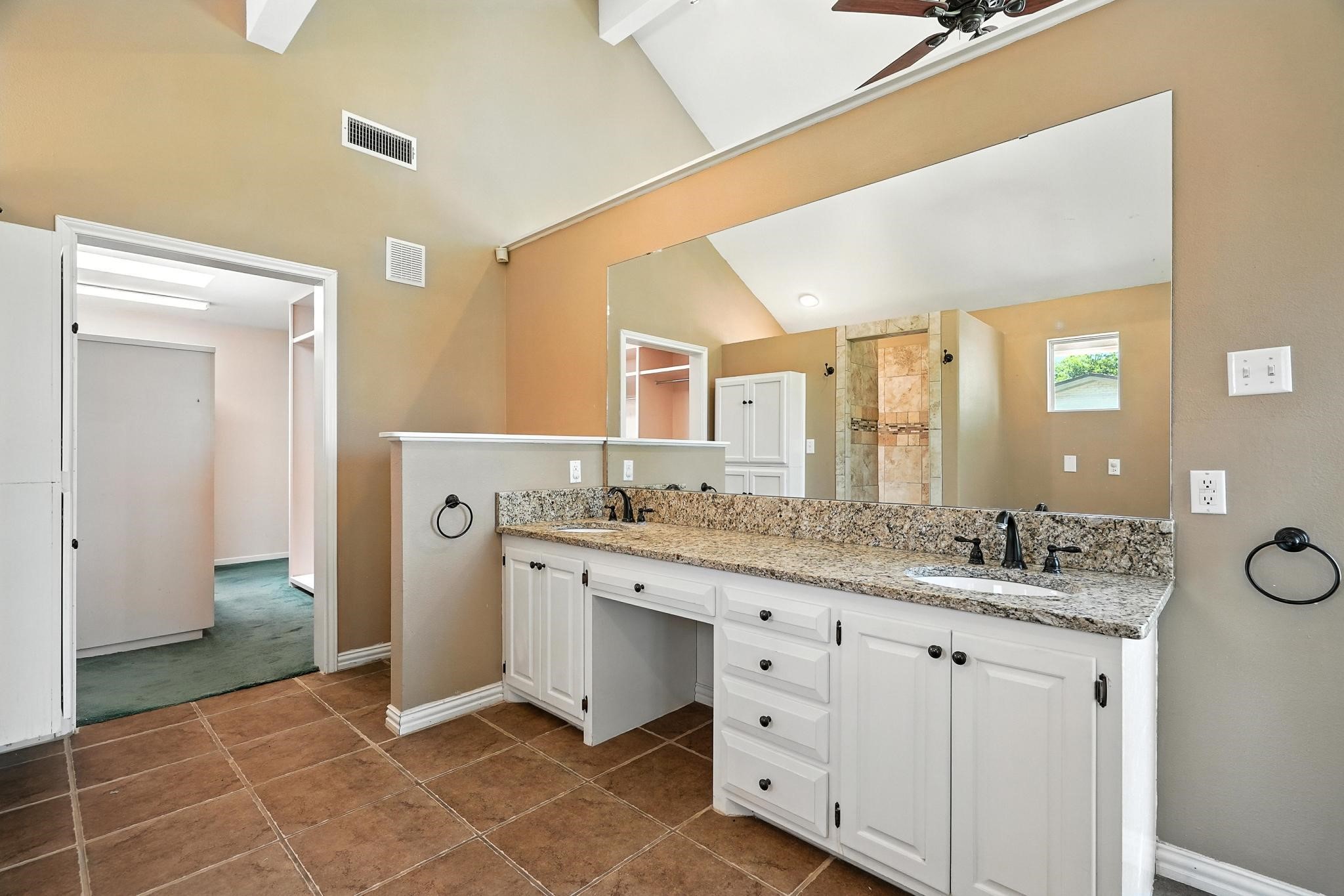 2102 Shoreline Drive