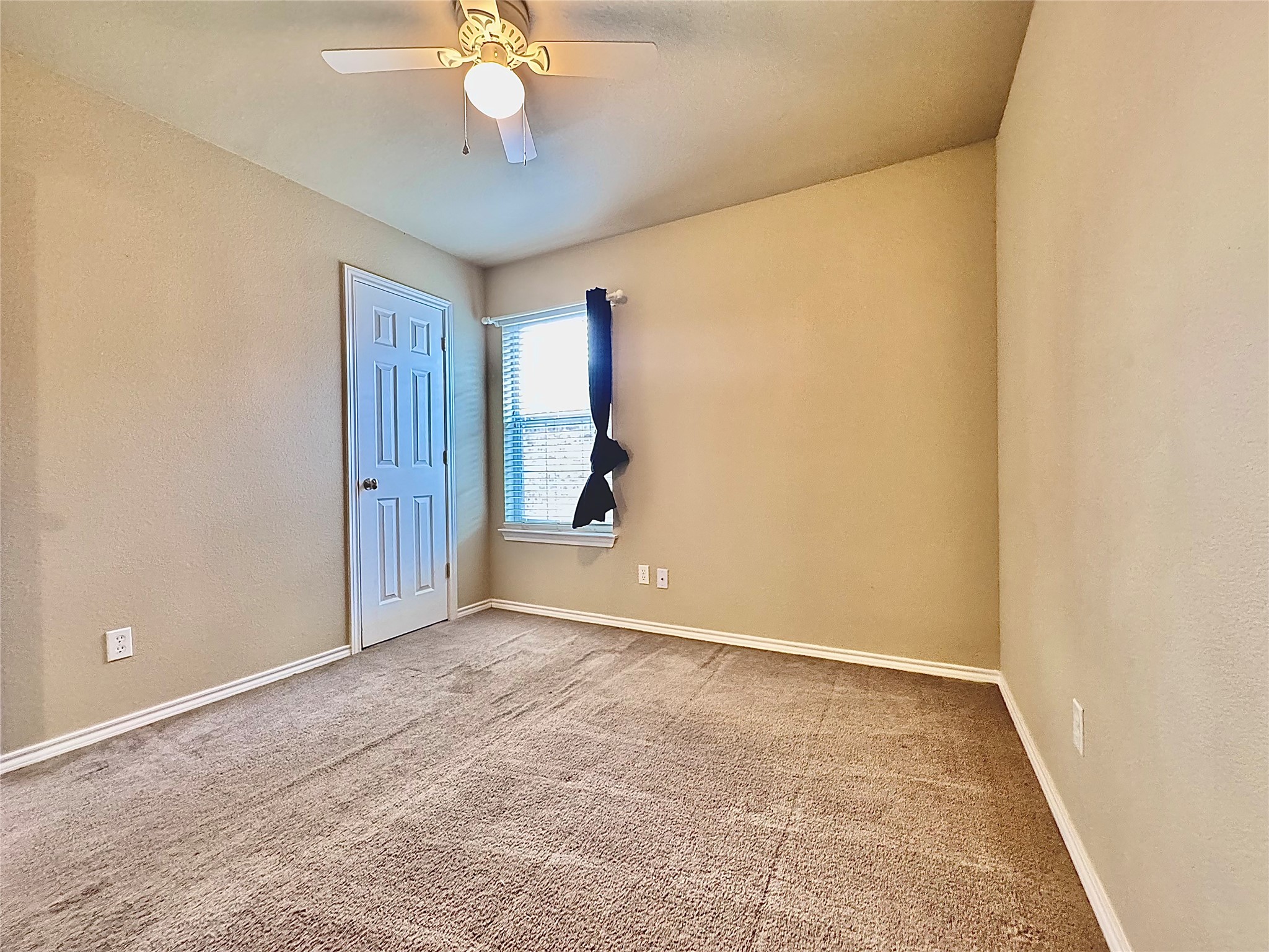 5549 Yellow Brick Road