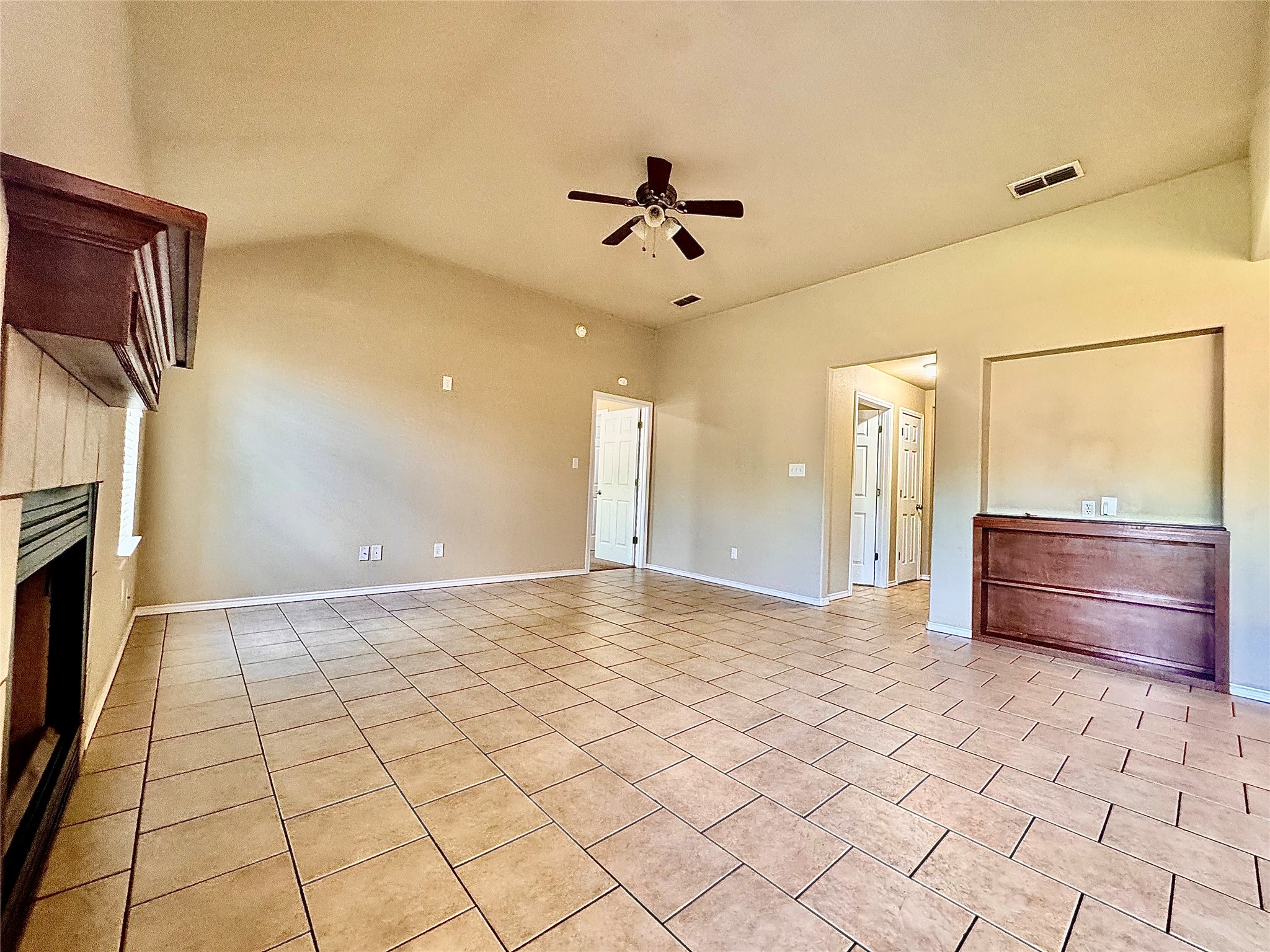 5549 Yellow Brick Road