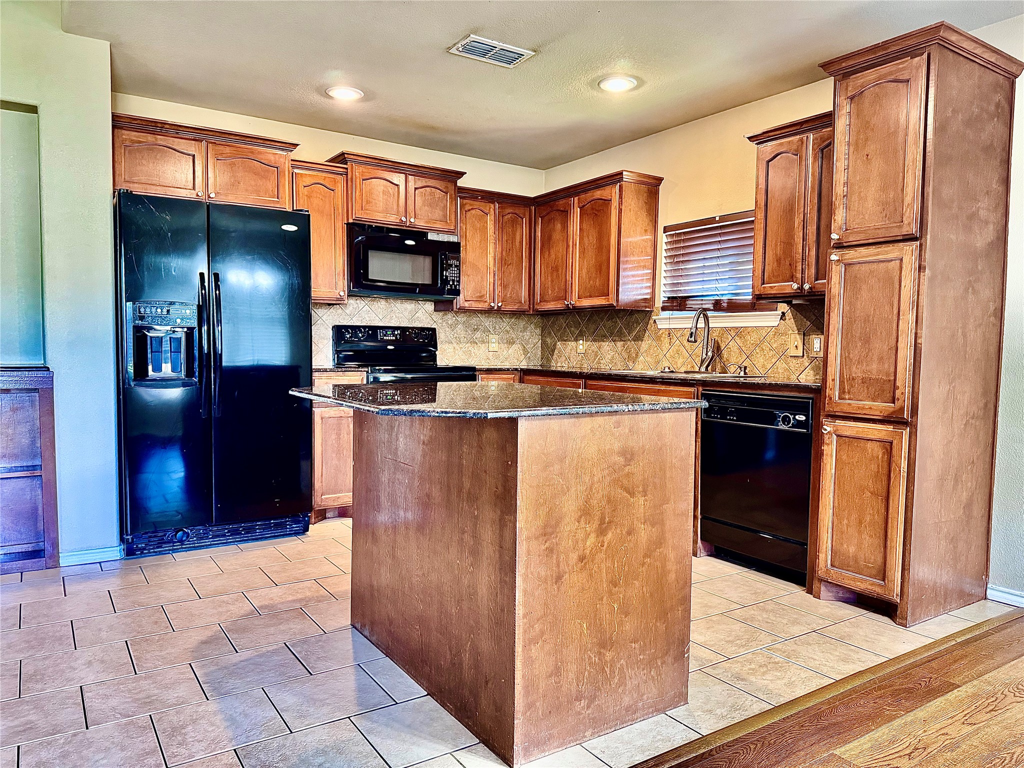 5549 Yellow Brick Road
