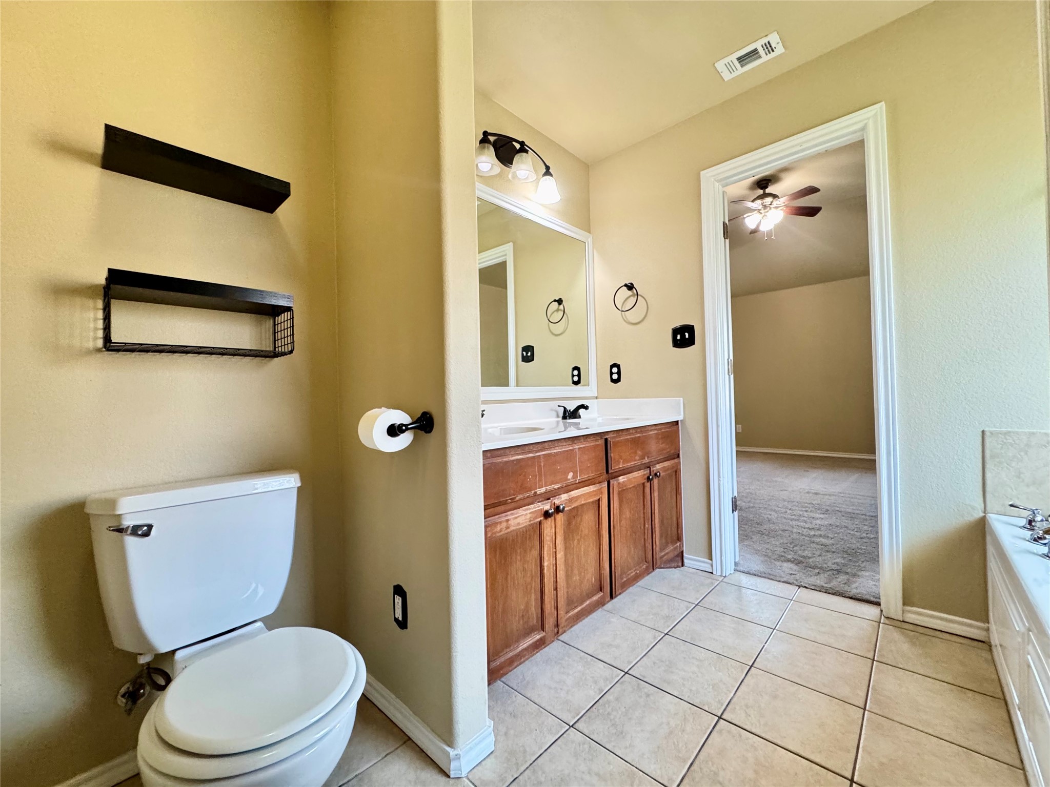 5549 Yellow Brick Road