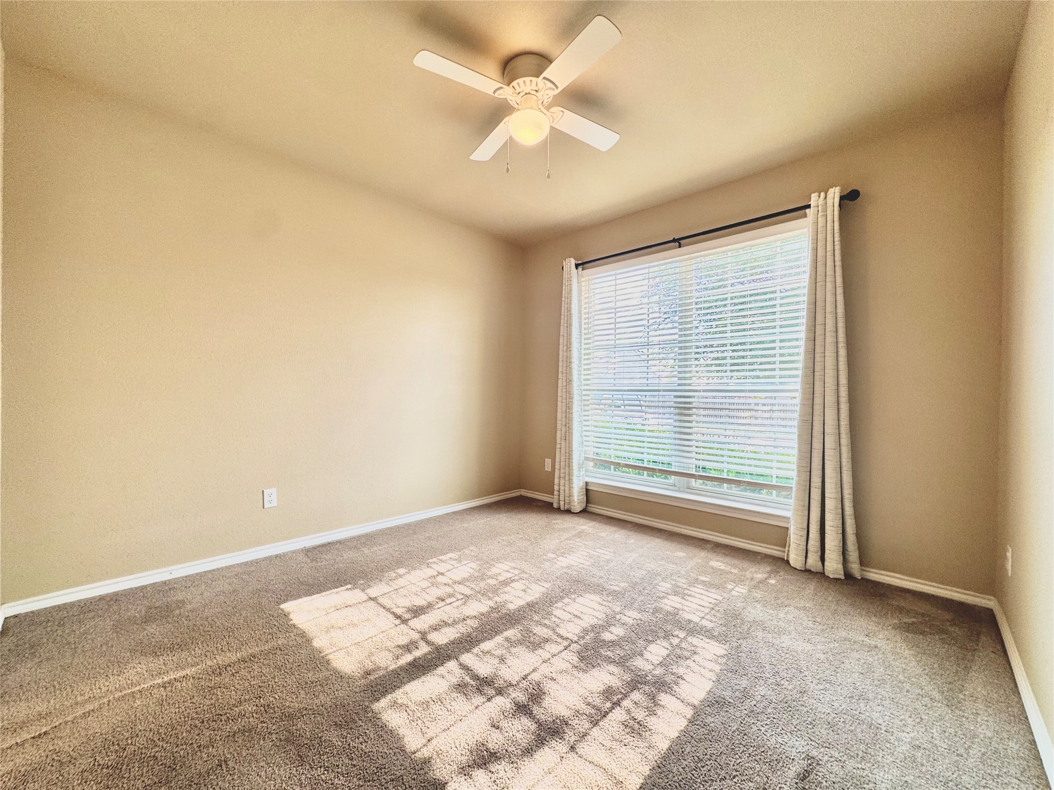5549 Yellow Brick Road