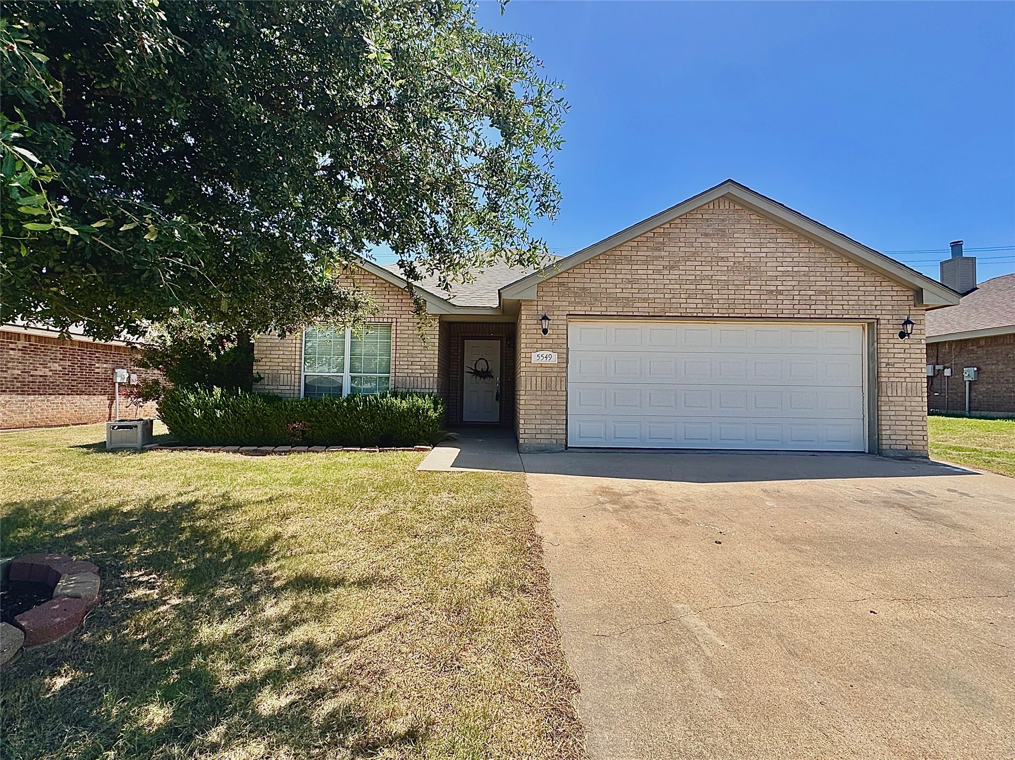 5549 Yellow Brick Road