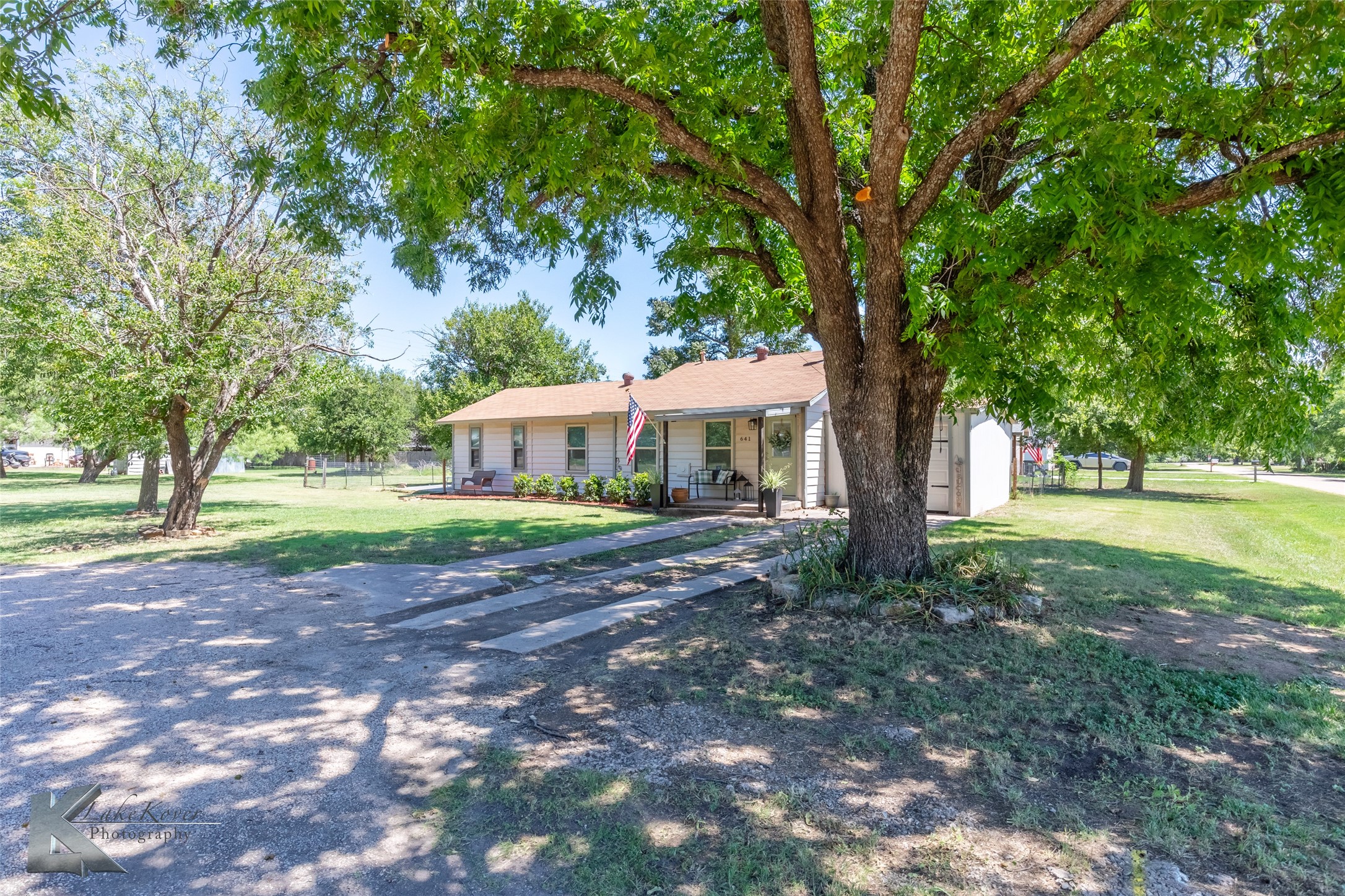 641 3rd Street Tuscola TX