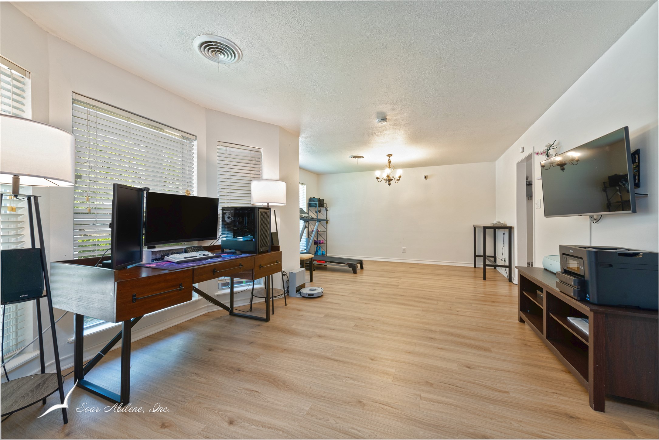 2318 Brentwood Drive