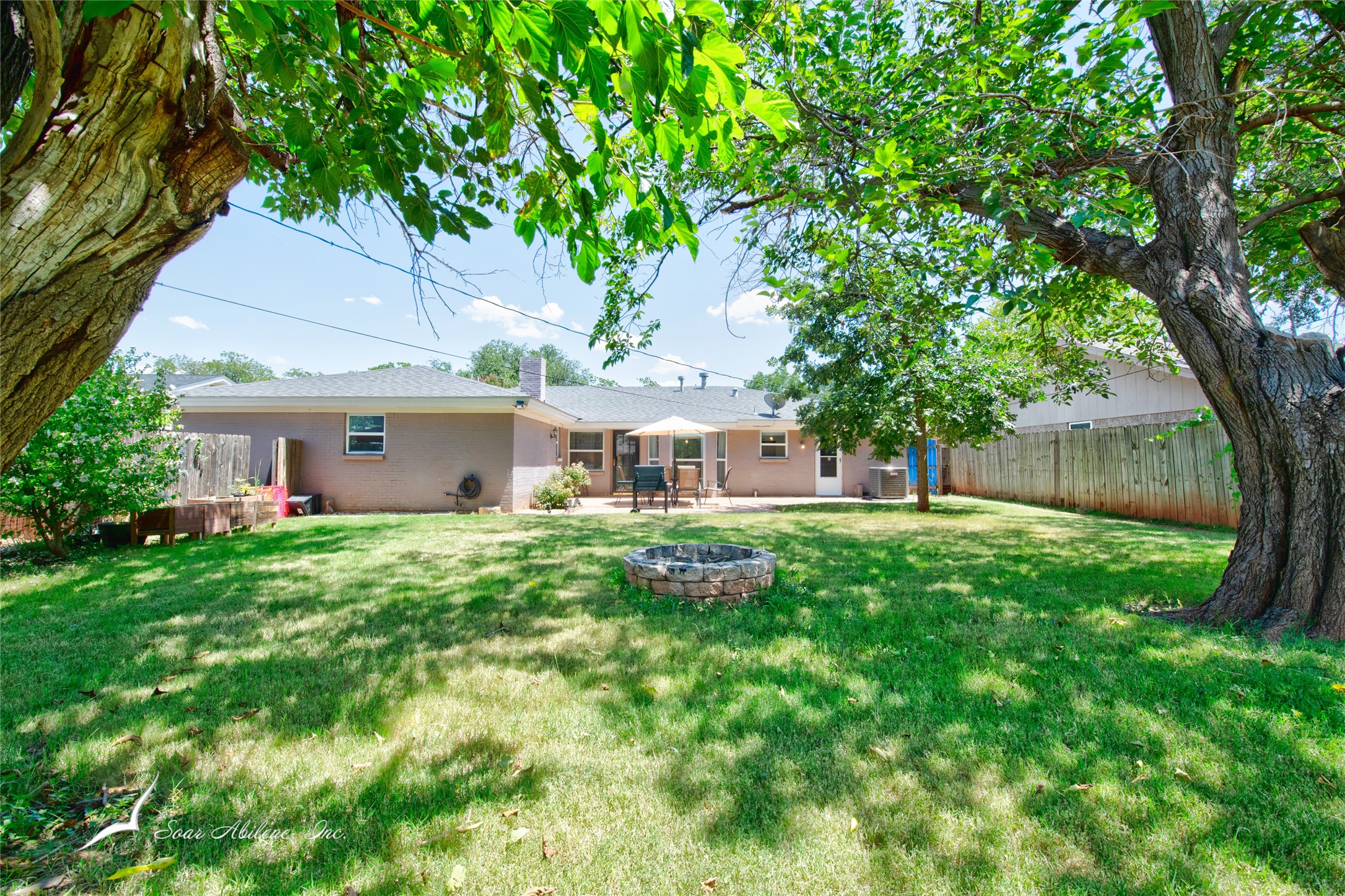 2318 Brentwood Drive