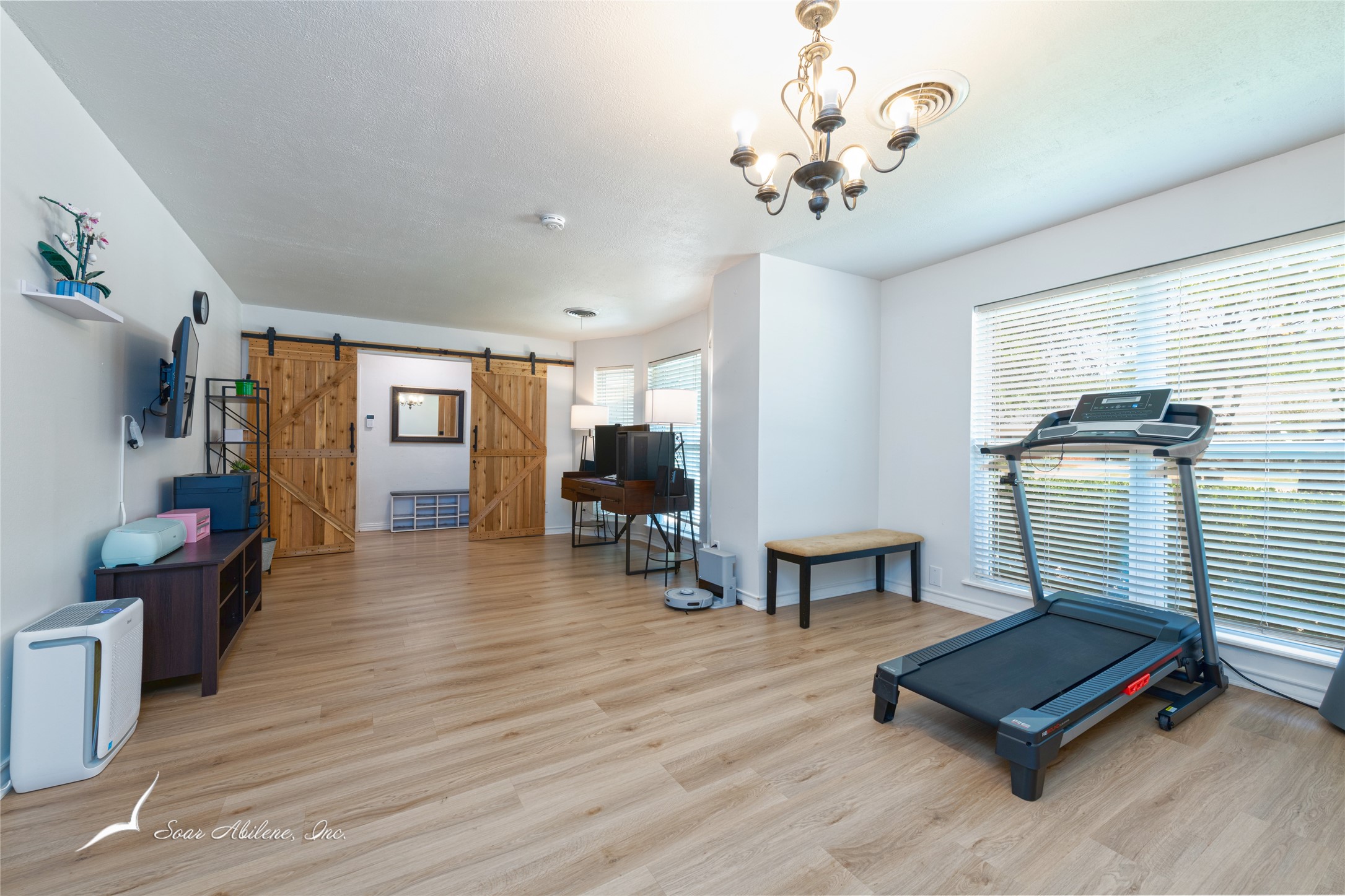 2318 Brentwood Drive