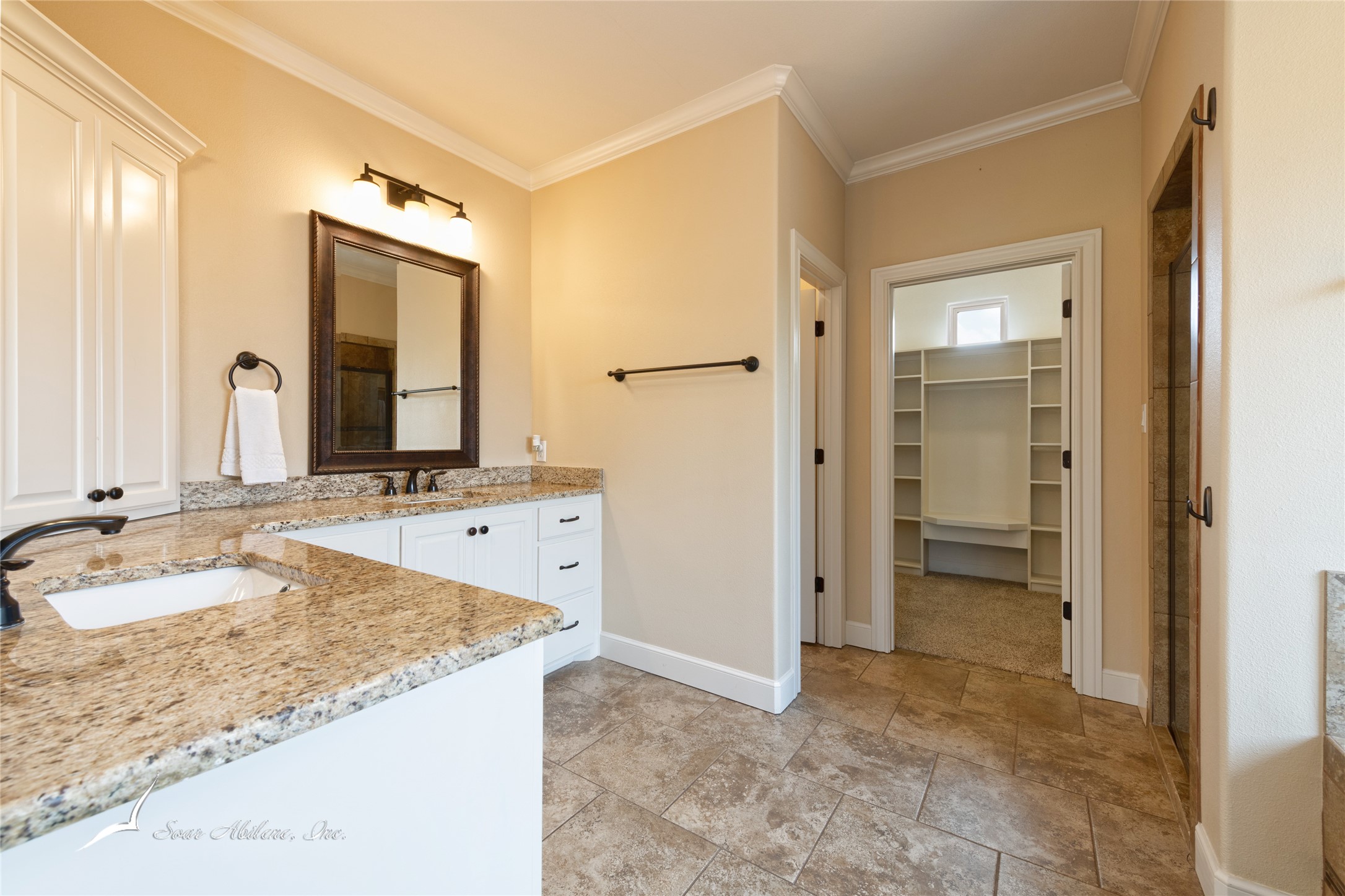 8201 Cimarron Trail