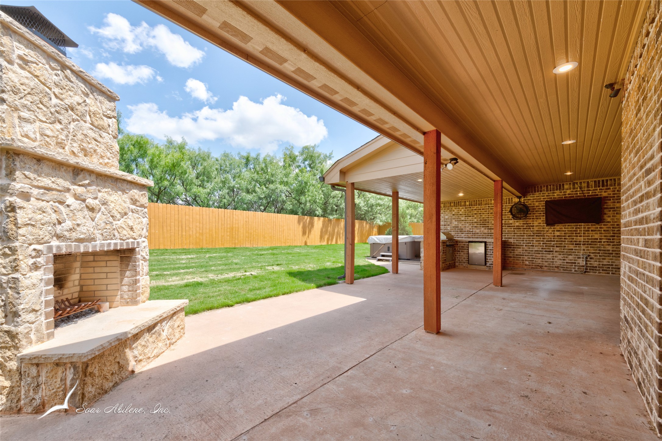 8201 Cimarron Trail