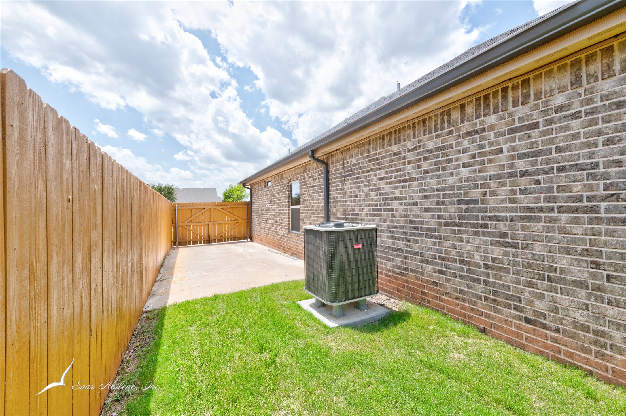 8201 Cimarron Trail
