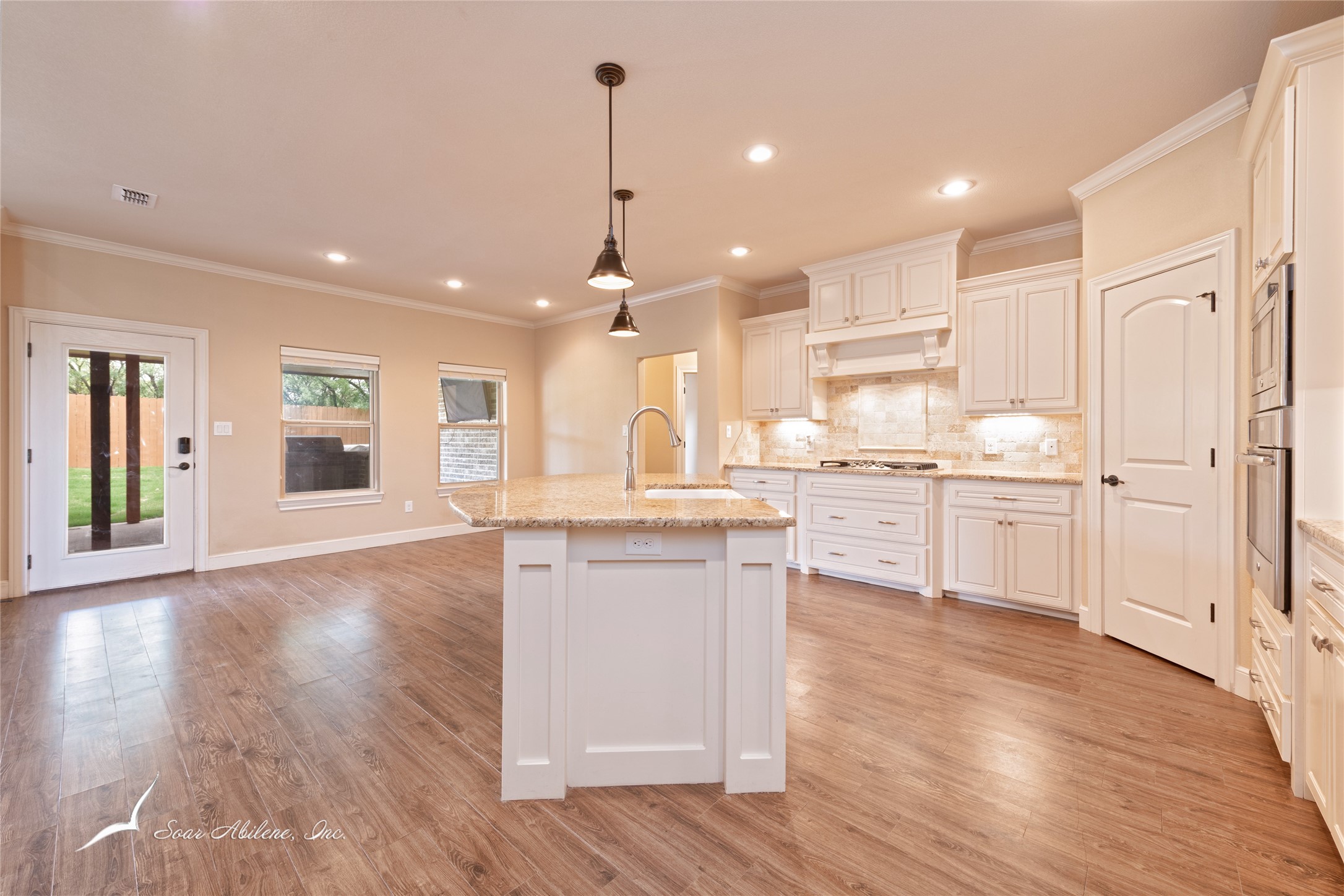 8201 Cimarron Trail