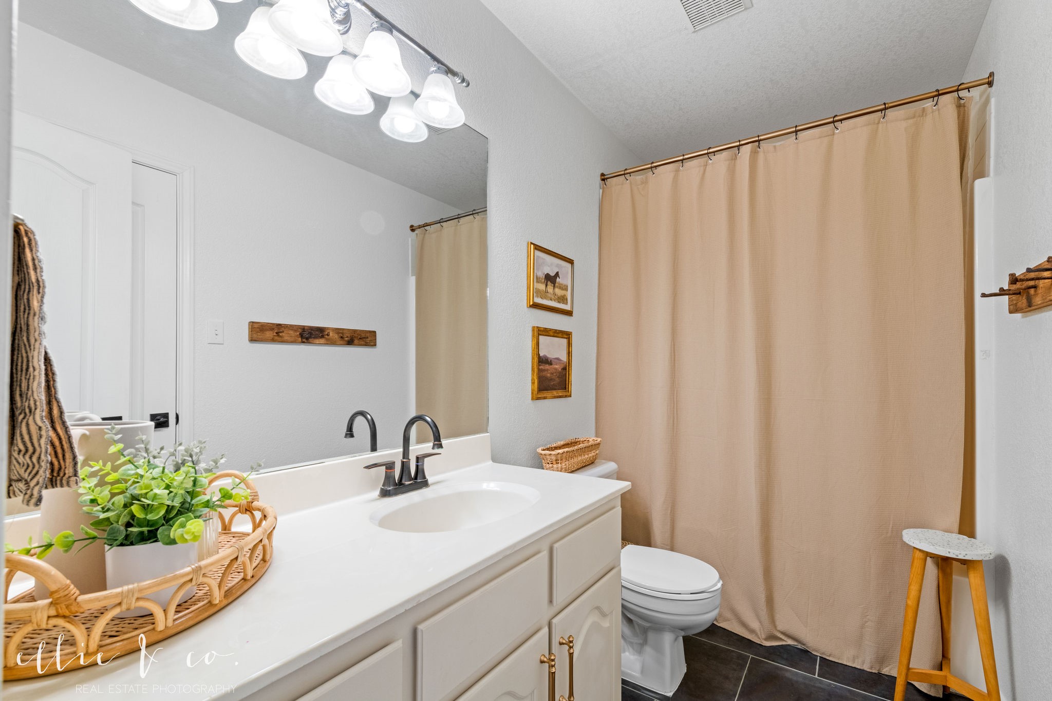 5117 Millie Court