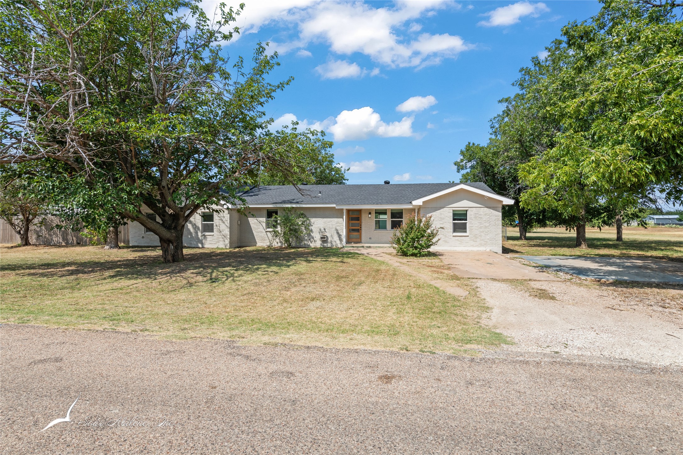 1089 Larned Lane