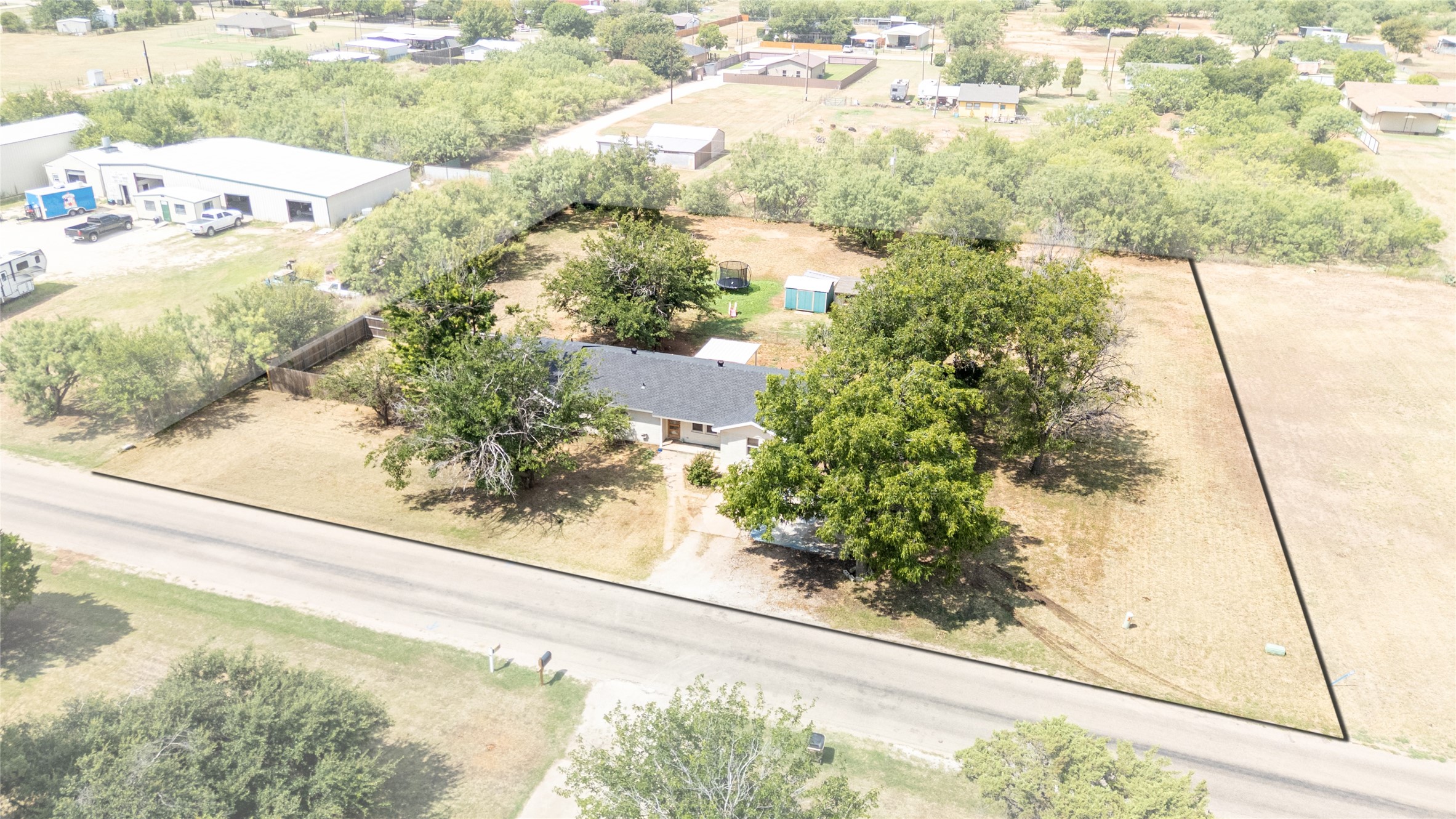 1089 Larned Lane