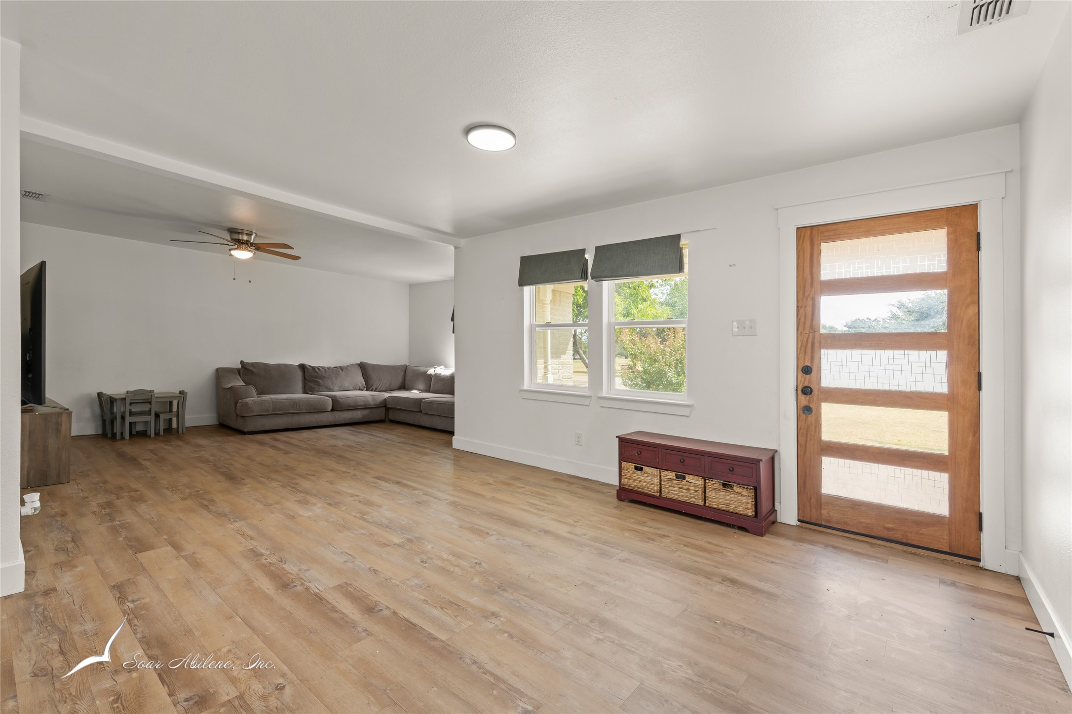 1089 Larned Lane