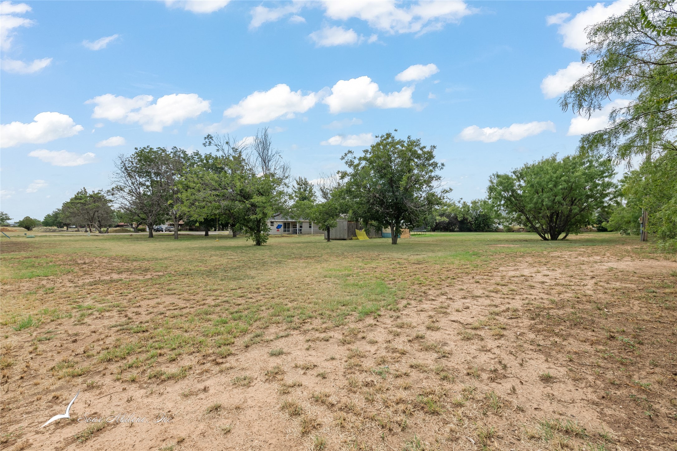 1089 Larned Lane