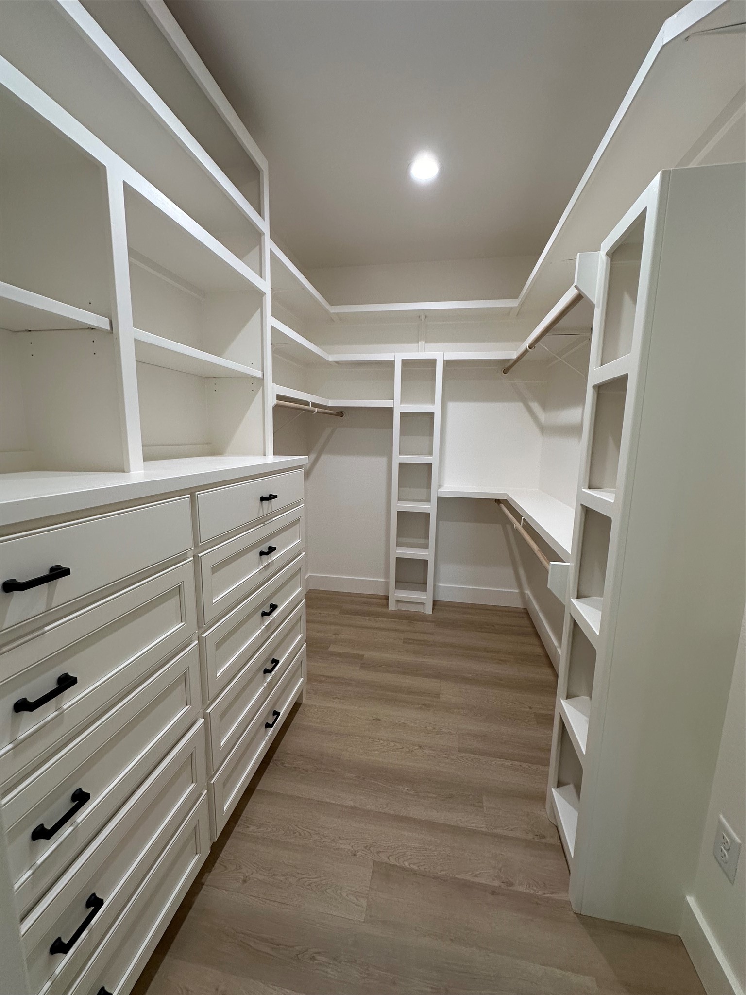 256 Newhouse Drive