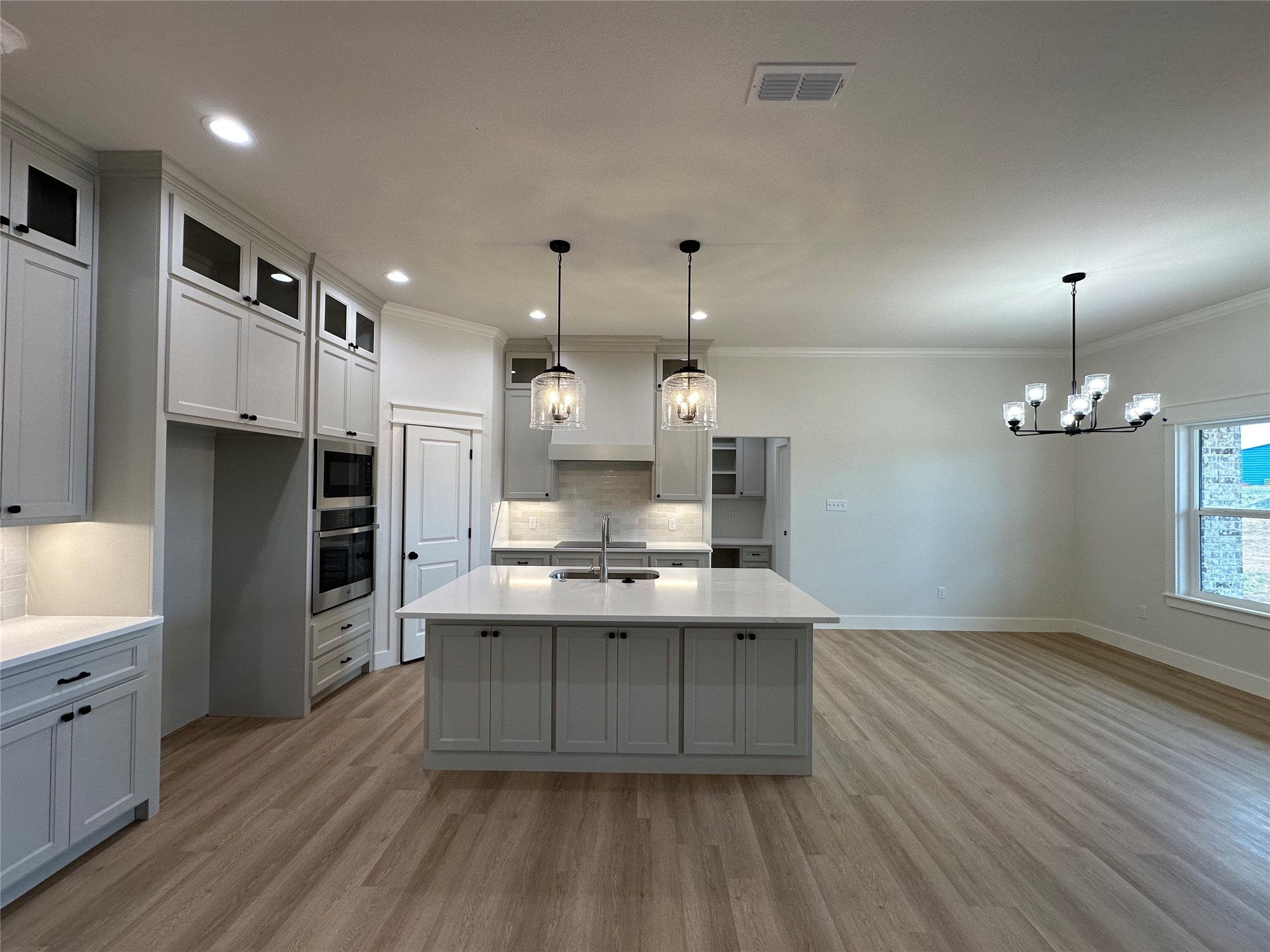 256 Newhouse Drive