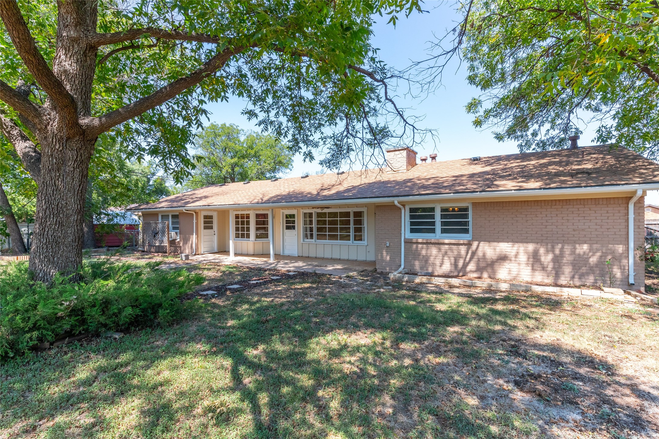 683 Westwood Drive