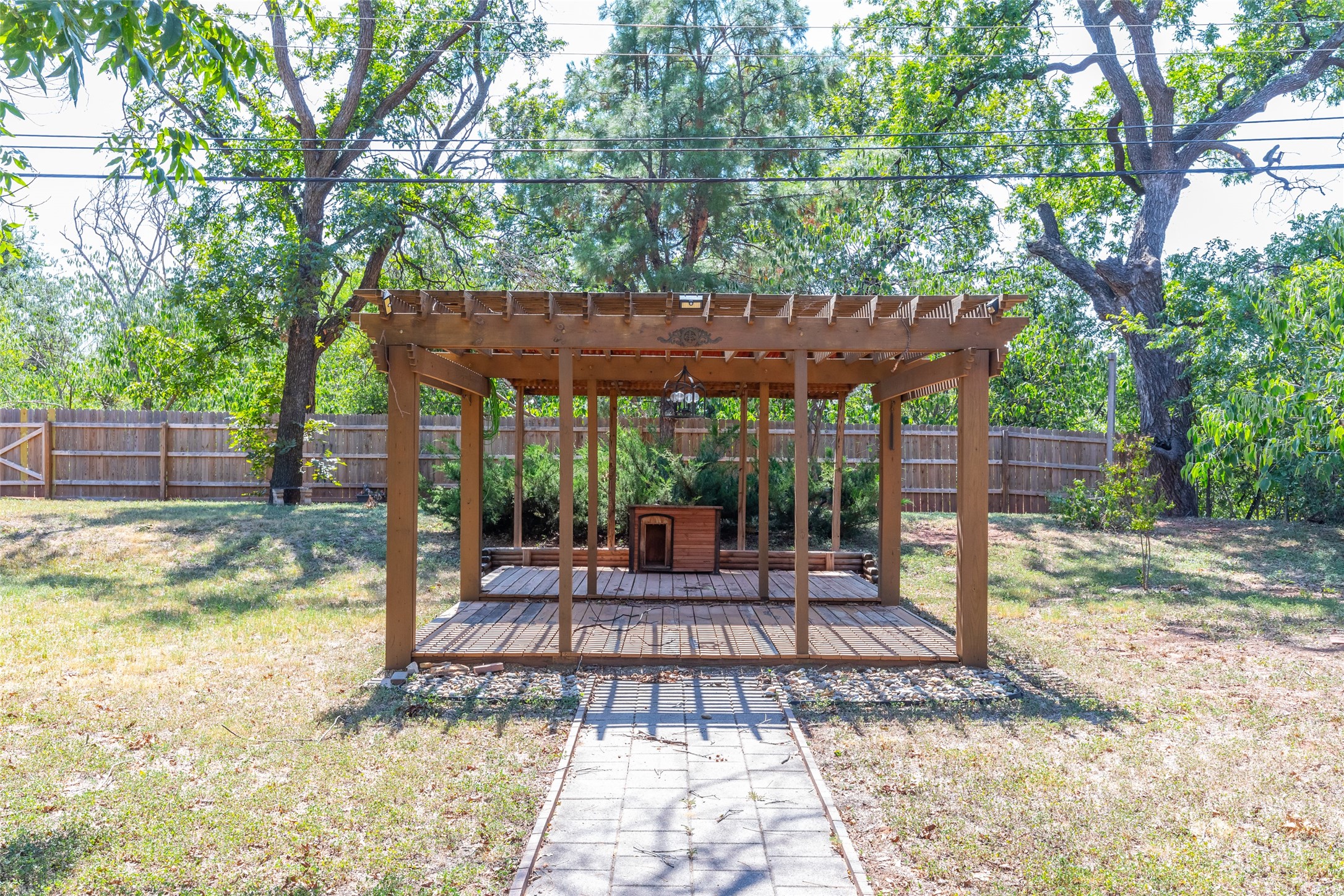 683 Westwood Drive