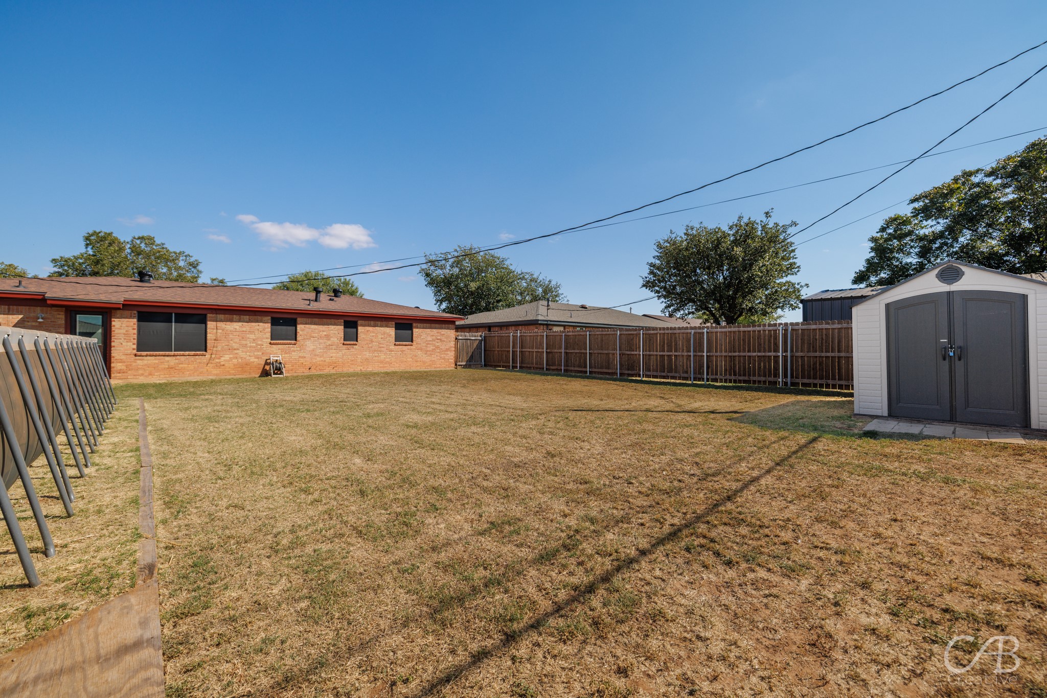 702 Avondale