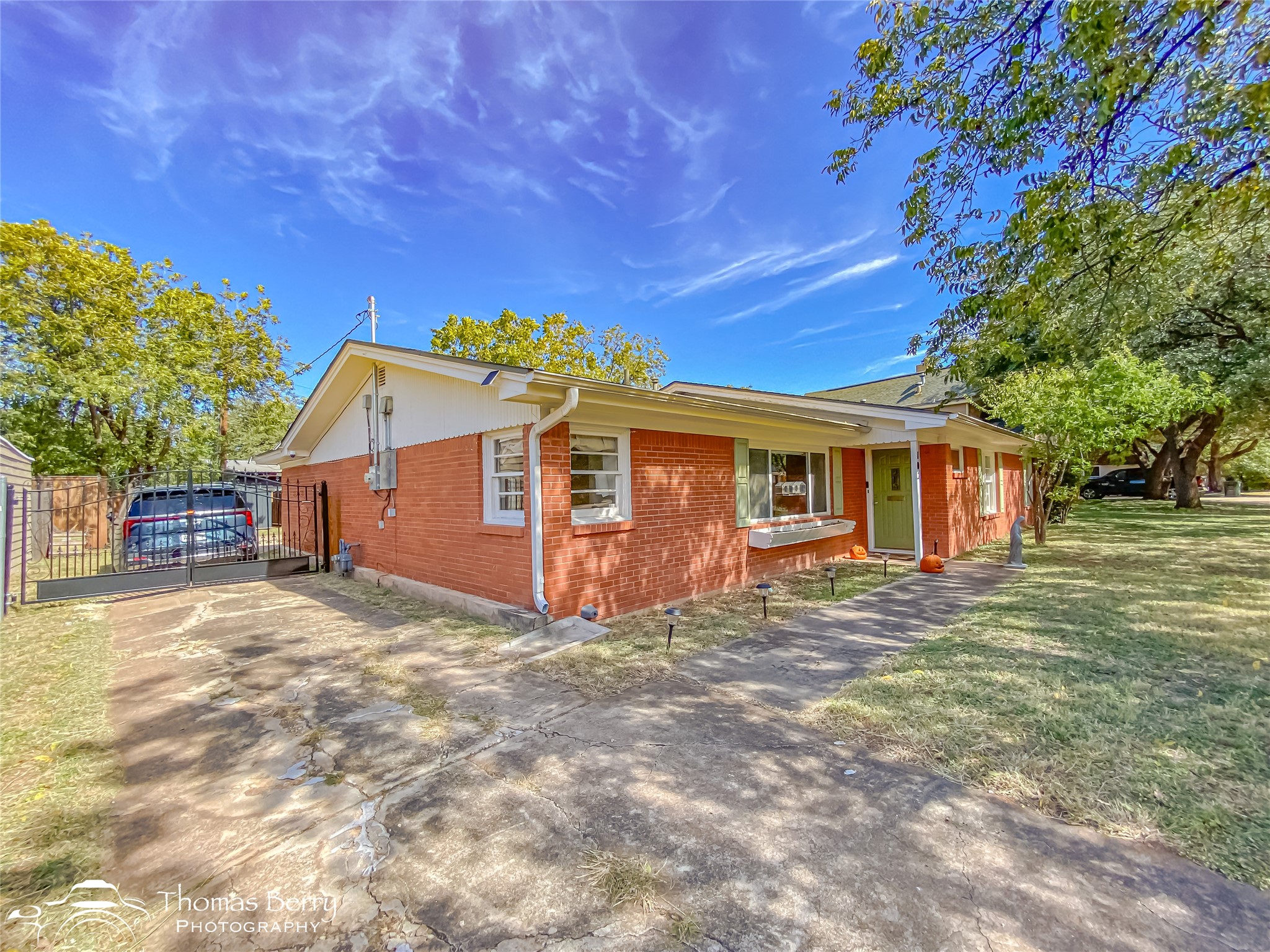102 Green Meadows Circle