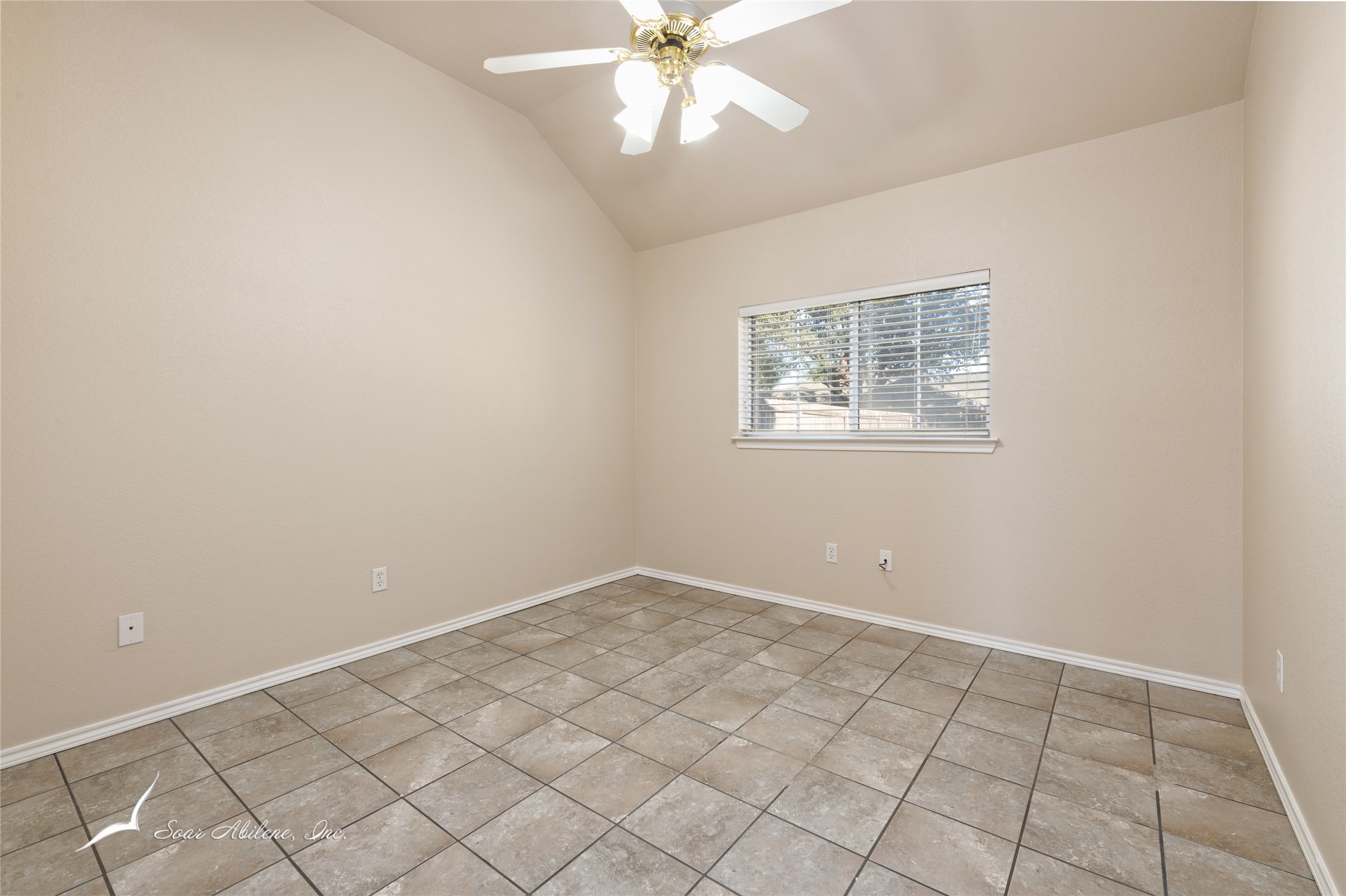 6509 Twin Oaks Drive