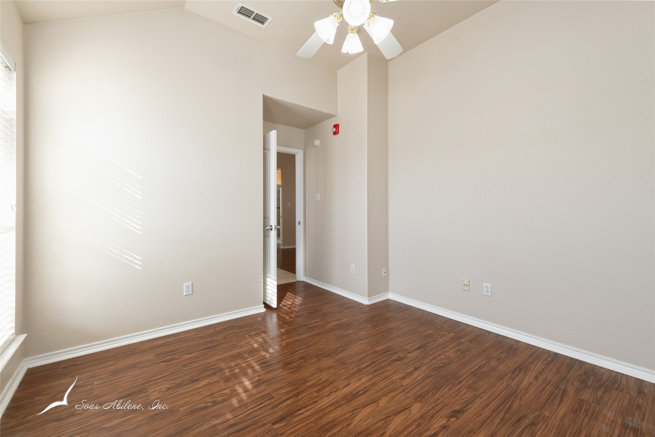 6509 Twin Oaks Drive