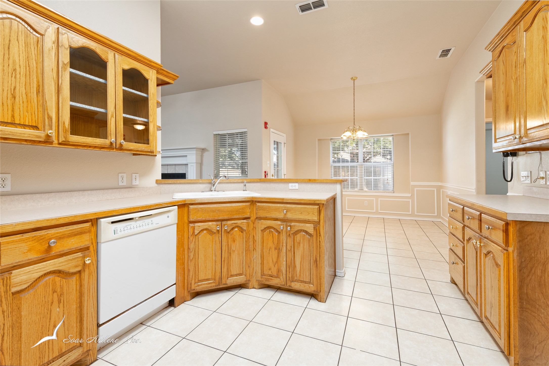 6509 Twin Oaks Drive