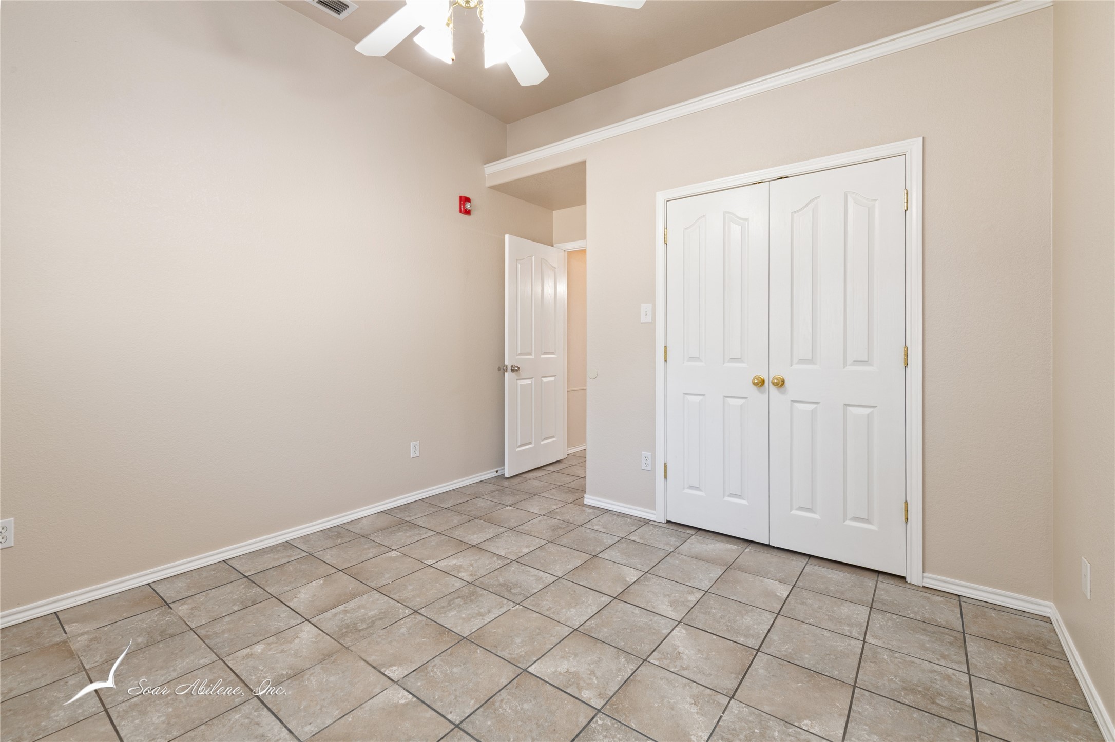 6509 Twin Oaks Drive