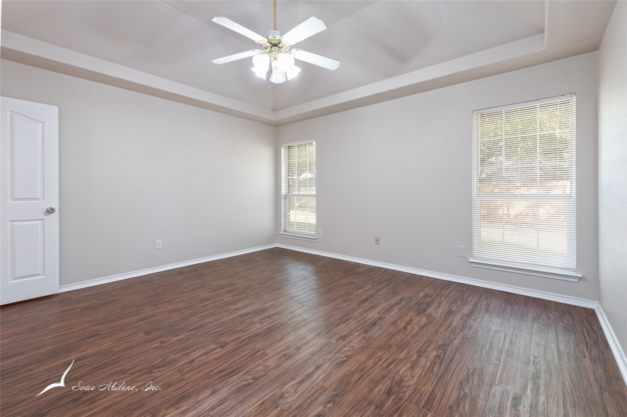 6509 Twin Oaks Drive