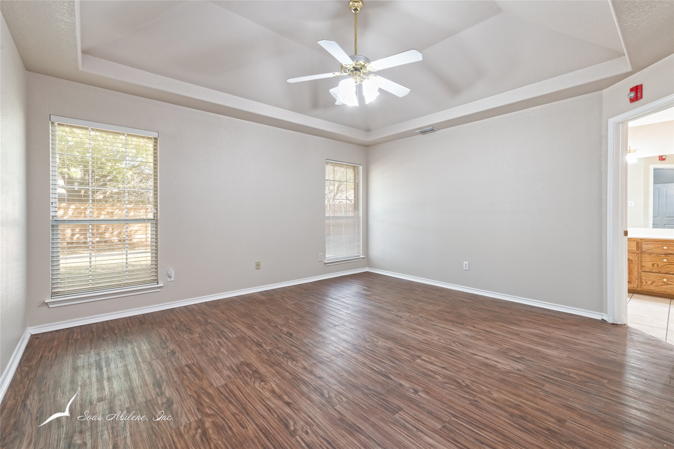6509 Twin Oaks Drive