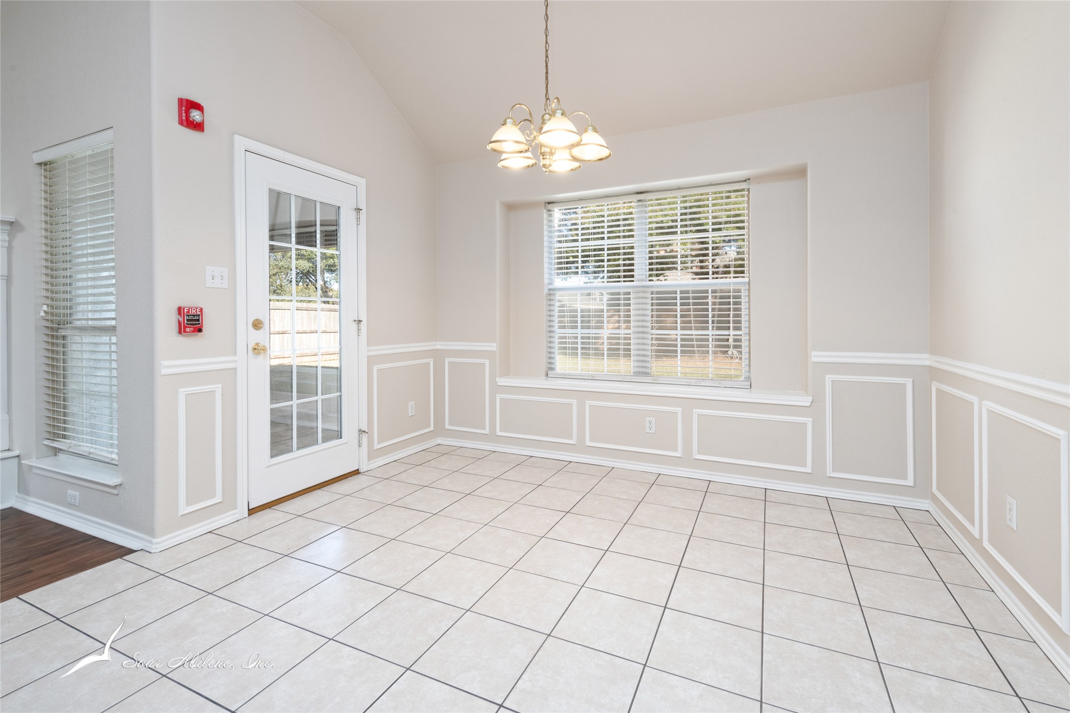 6509 Twin Oaks Drive