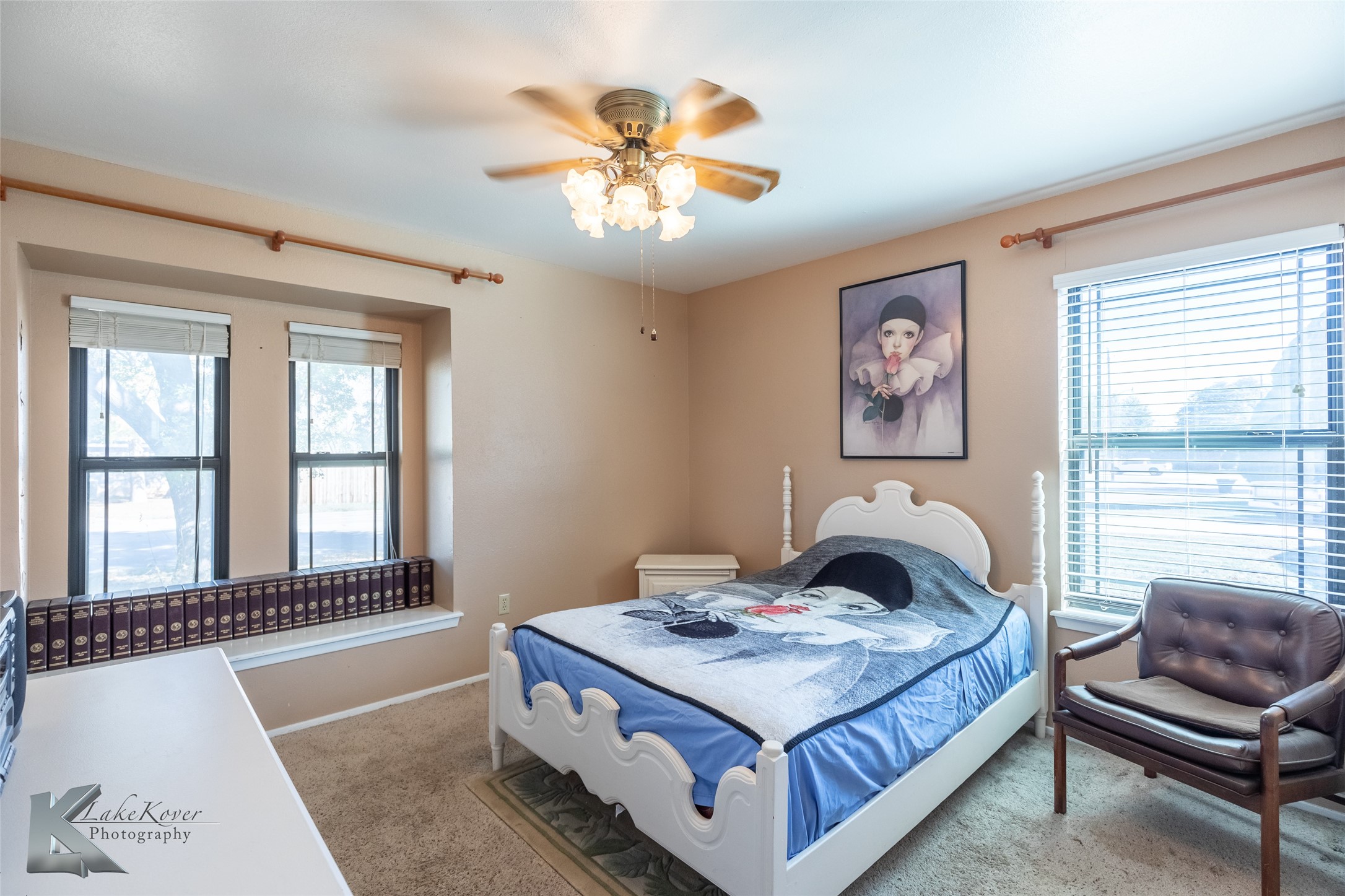 1317 E North 16th Street