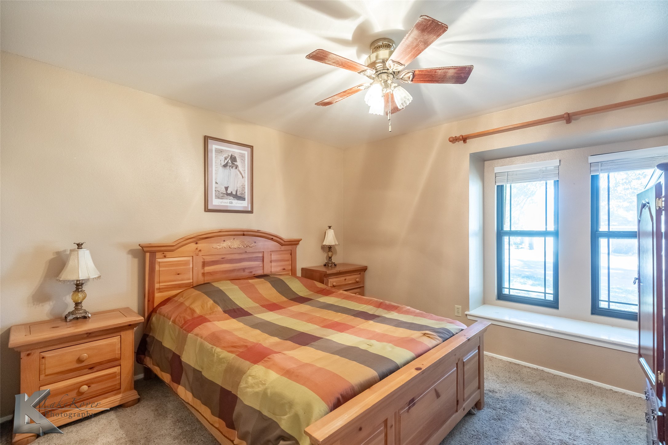 1317 E North 16th Street