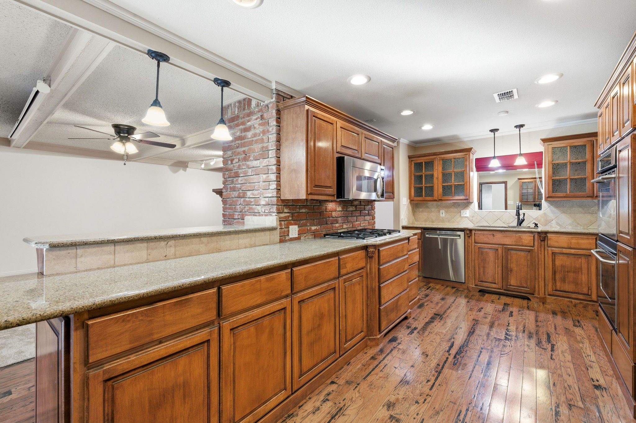 3466 Santa Monica