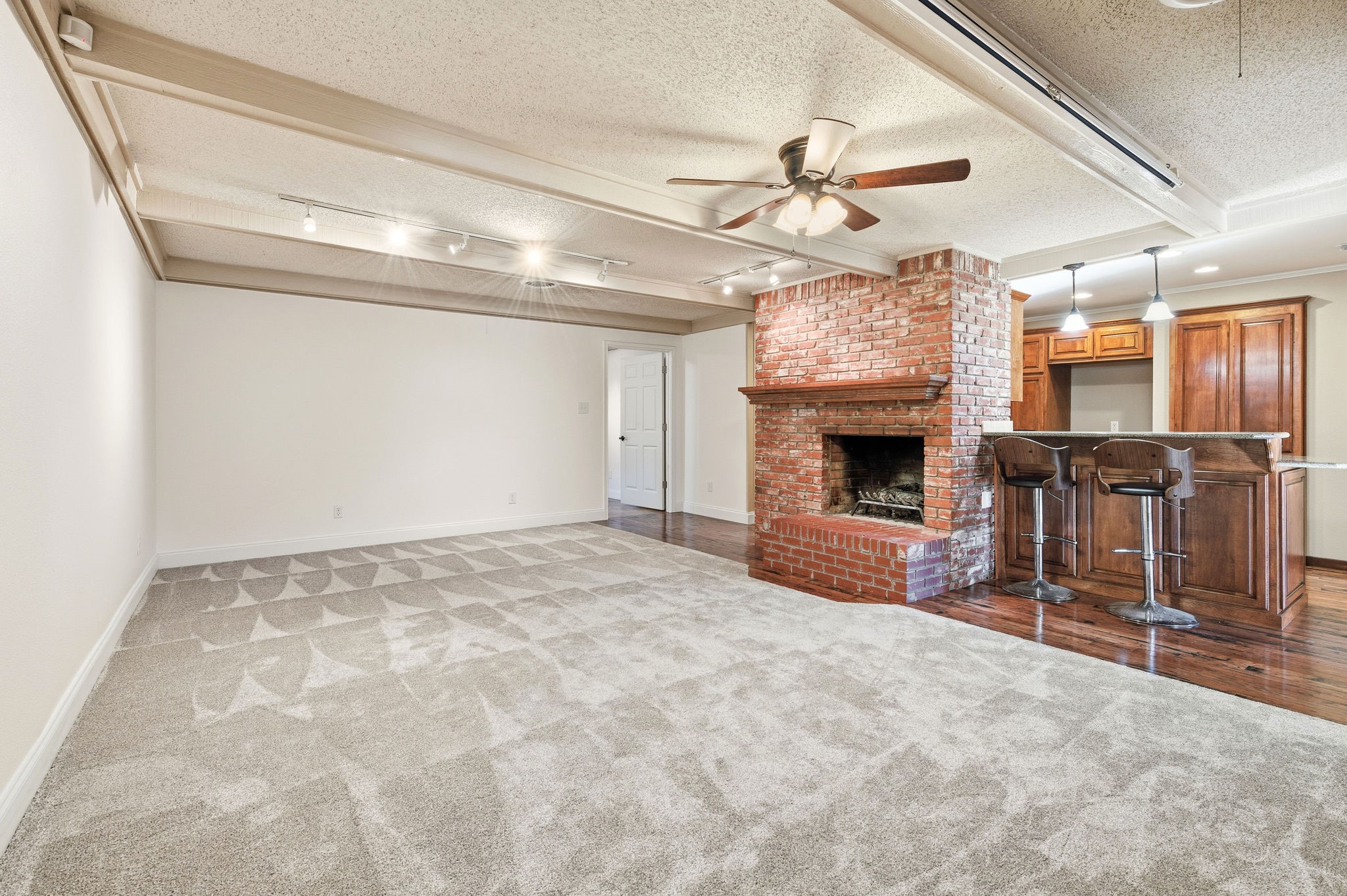 3466 Santa Monica